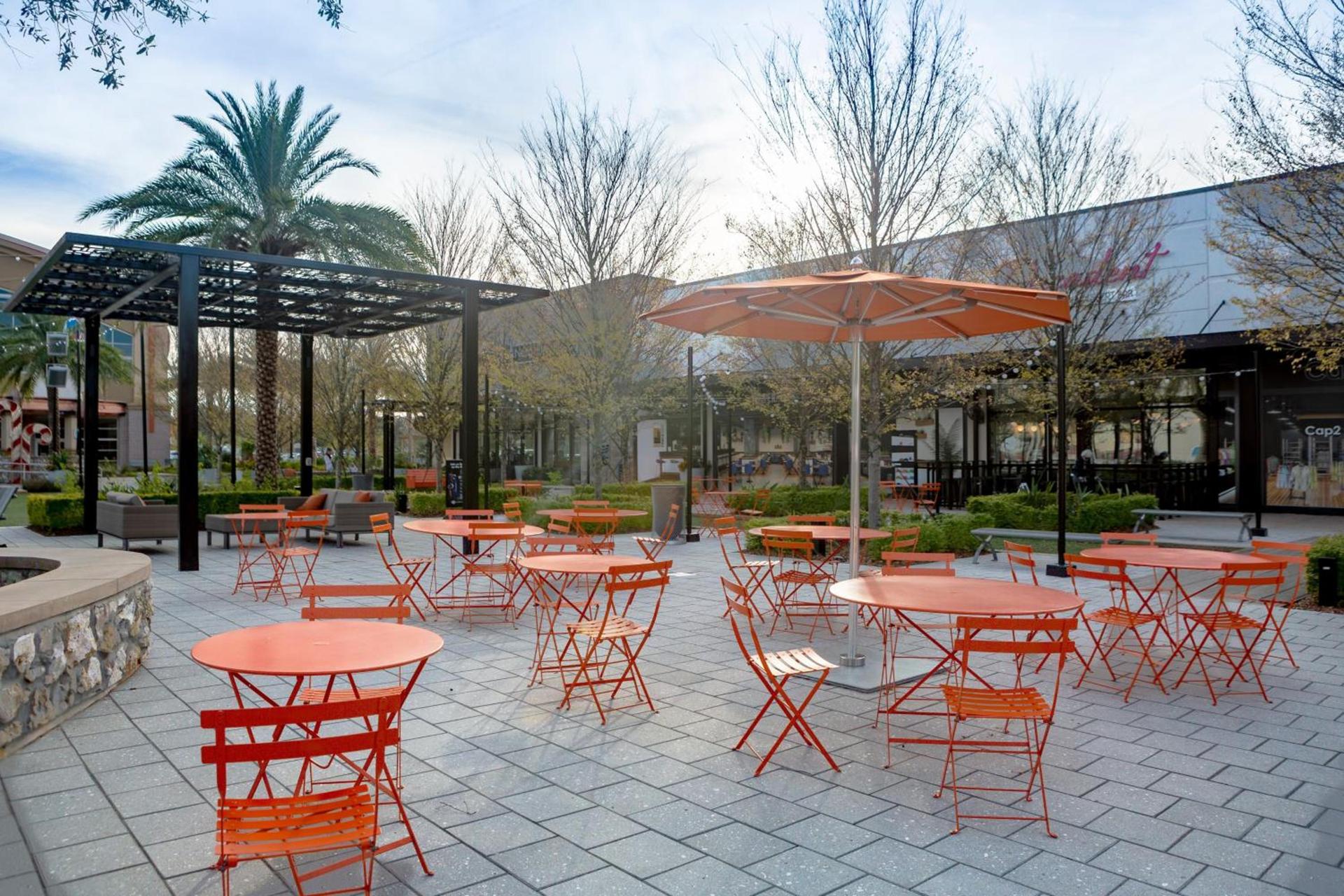 Hotel Indigo Gainesville-Celebration Pointe by IHG photo 44