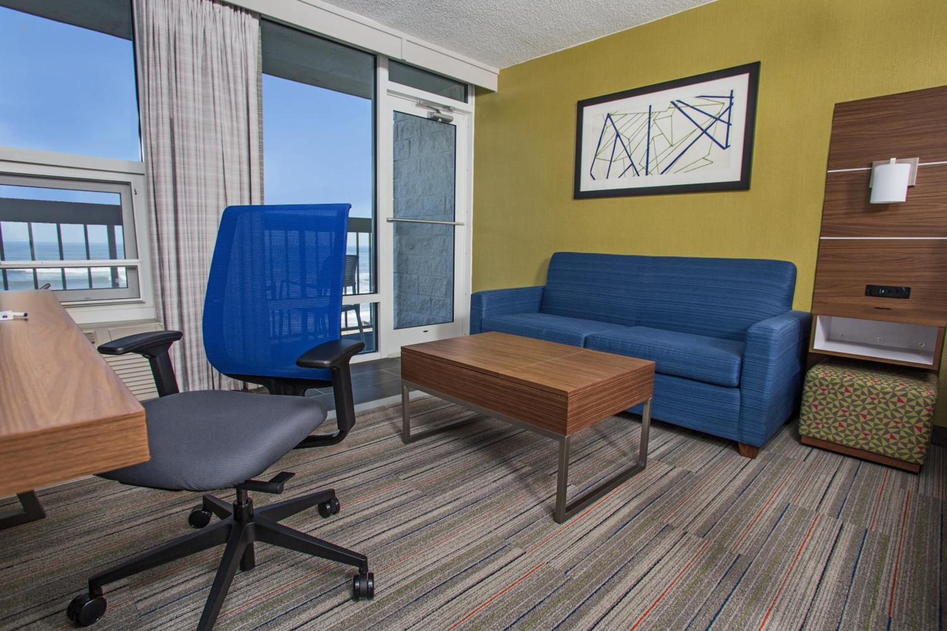Holiday Inn Express Nags Head Oceanfront by IHG photo 42