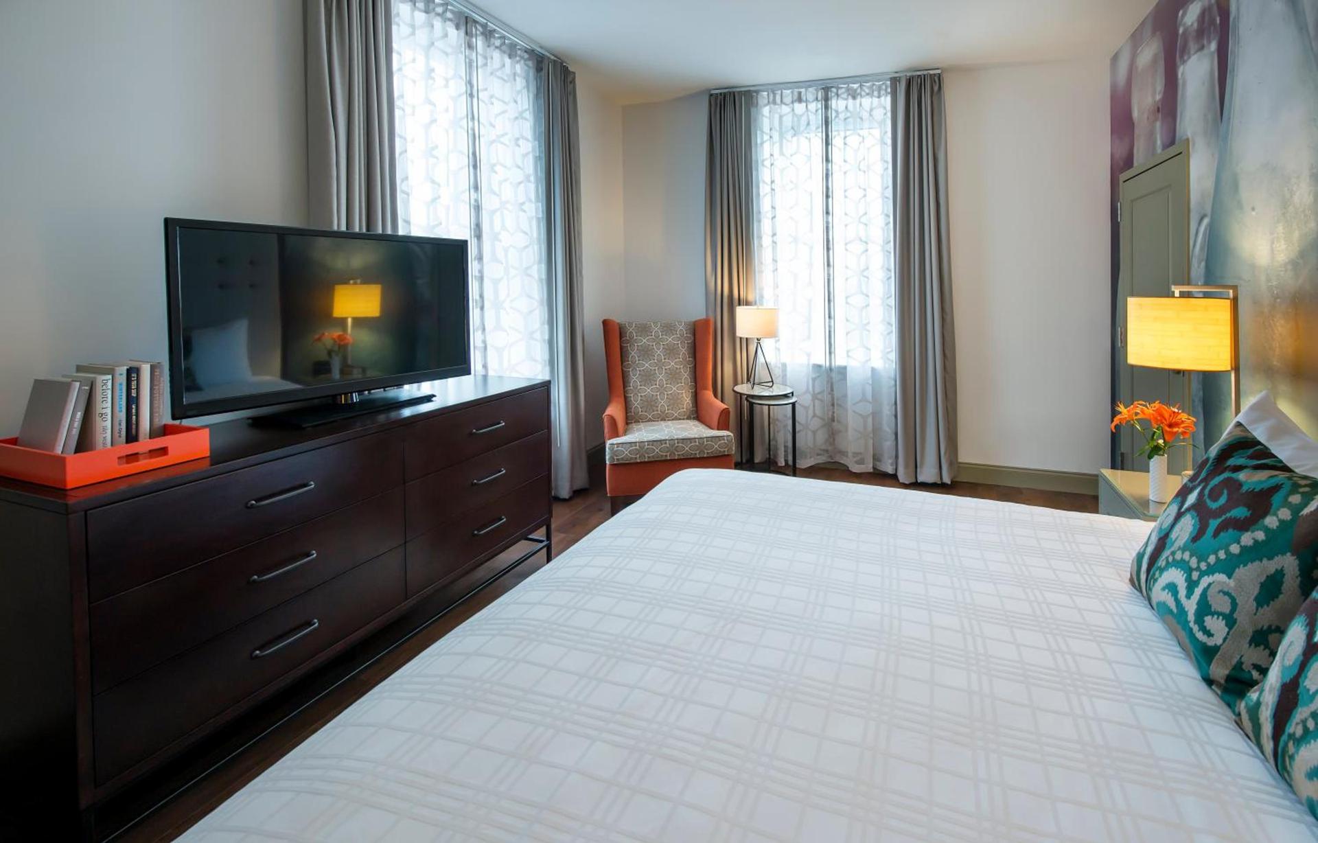 Hotel Indigo Savannah Historic District by IHG photo 61