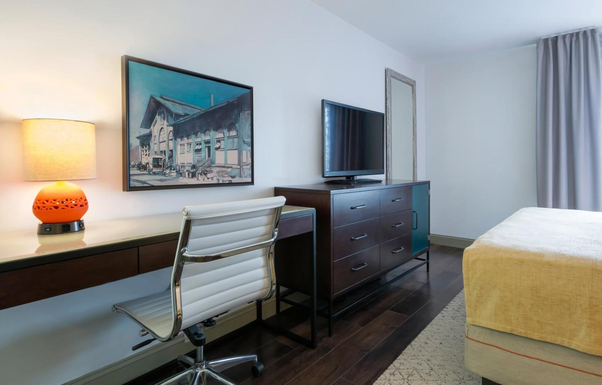 Hotel Indigo Savannah Historic District by IHG photo 52