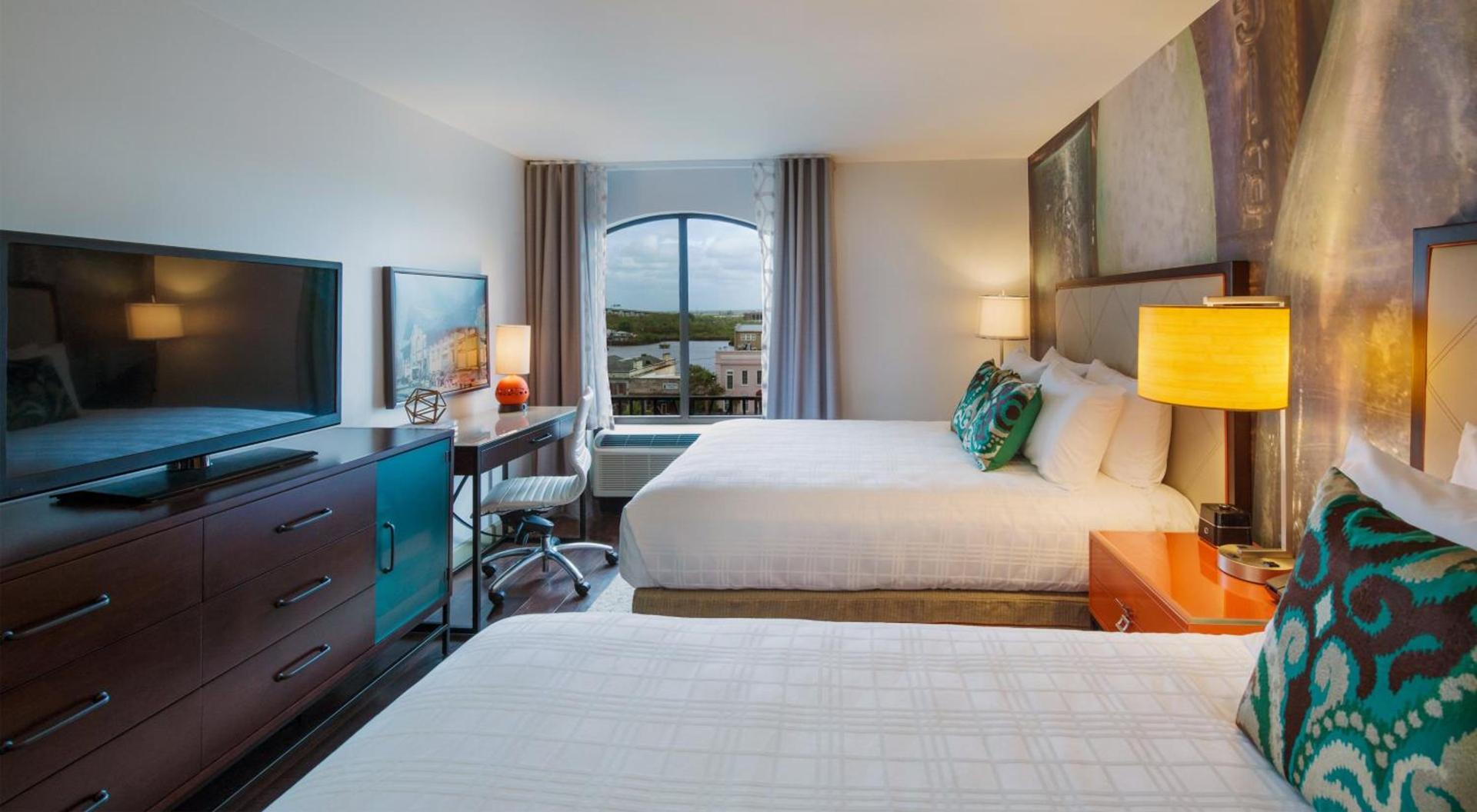 Hotel Indigo Savannah Historic District by IHG photo 65