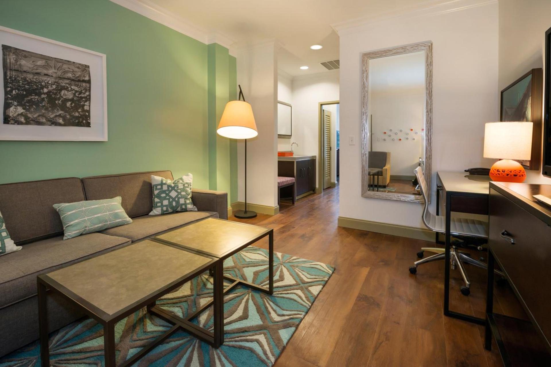 Hotel Indigo Savannah Historic District by IHG photo 62