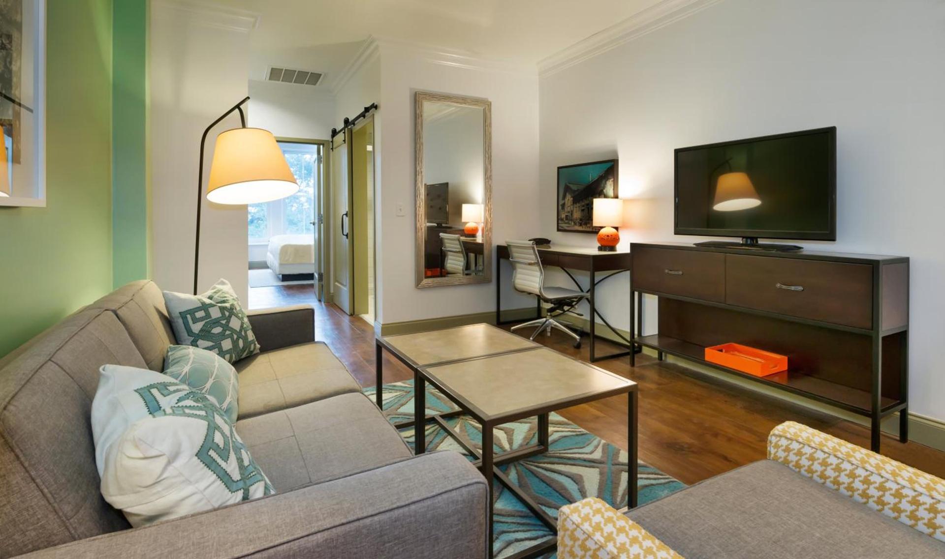 Hotel Indigo Savannah Historic District by IHG photo 70
