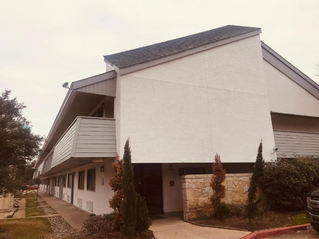 Dallas Love Field Inn photo 35