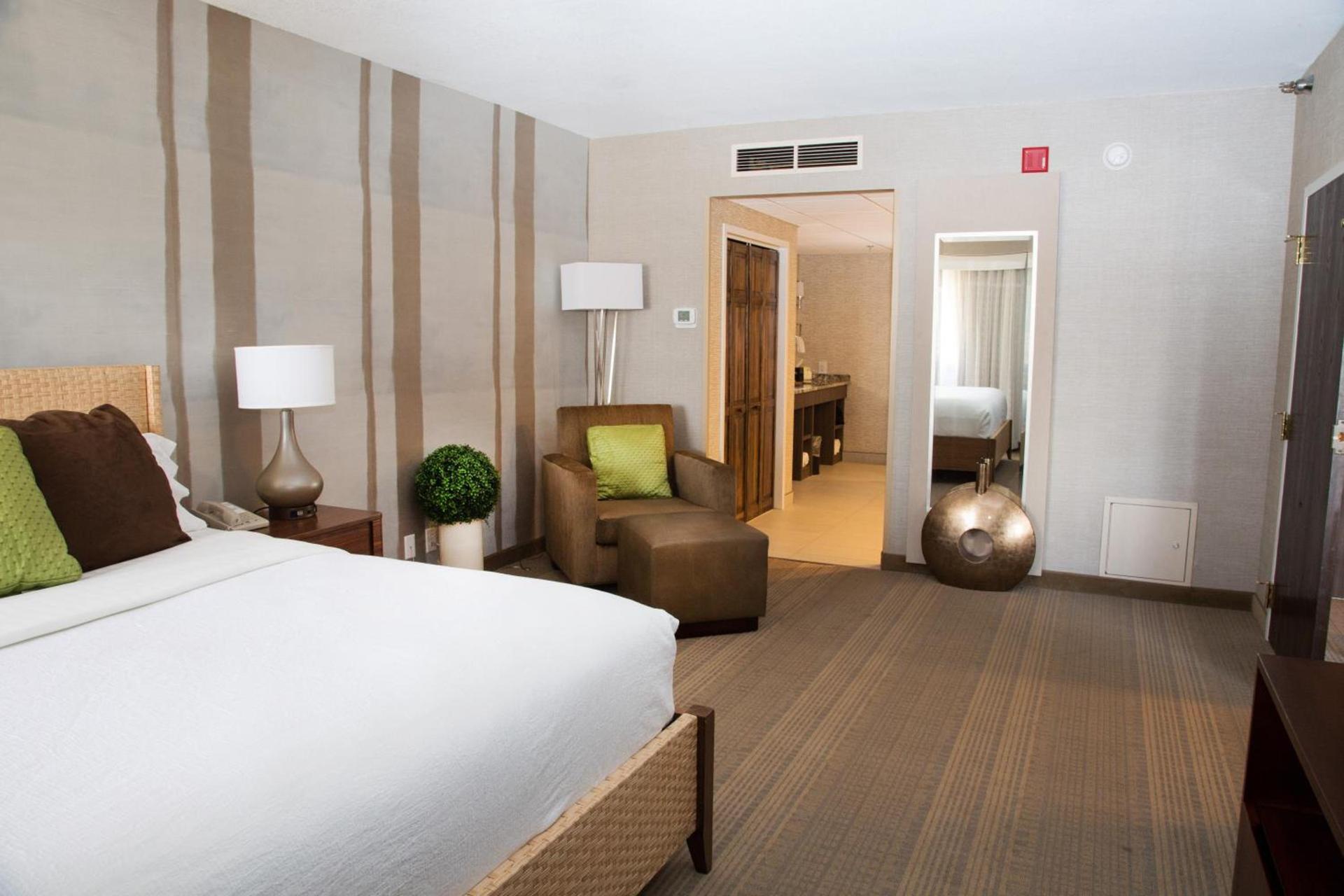 DoubleTree by Hilton Rapid City Downtown Convention Center photo 52