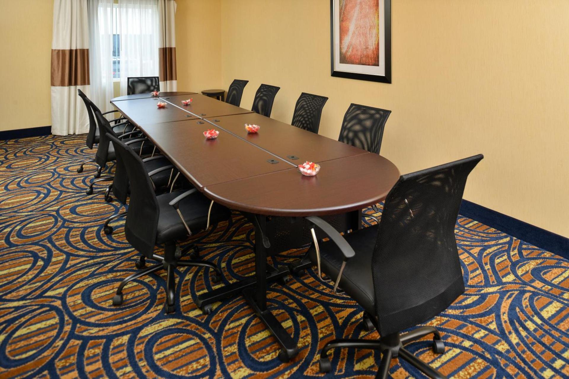Holiday Inn Express & Suites Peekskill-Lower Hudson Valley by IHG photo 57