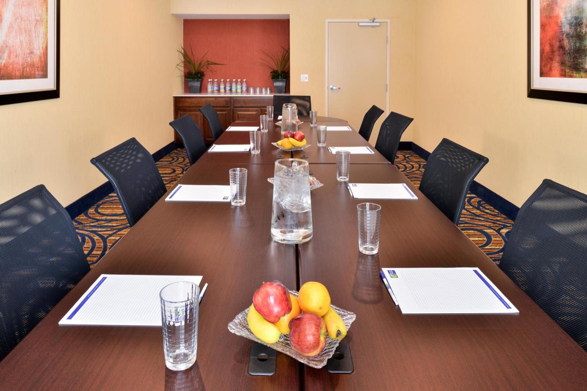 Holiday Inn Express & Suites Peekskill-Lower Hudson Valley by IHG photo 52