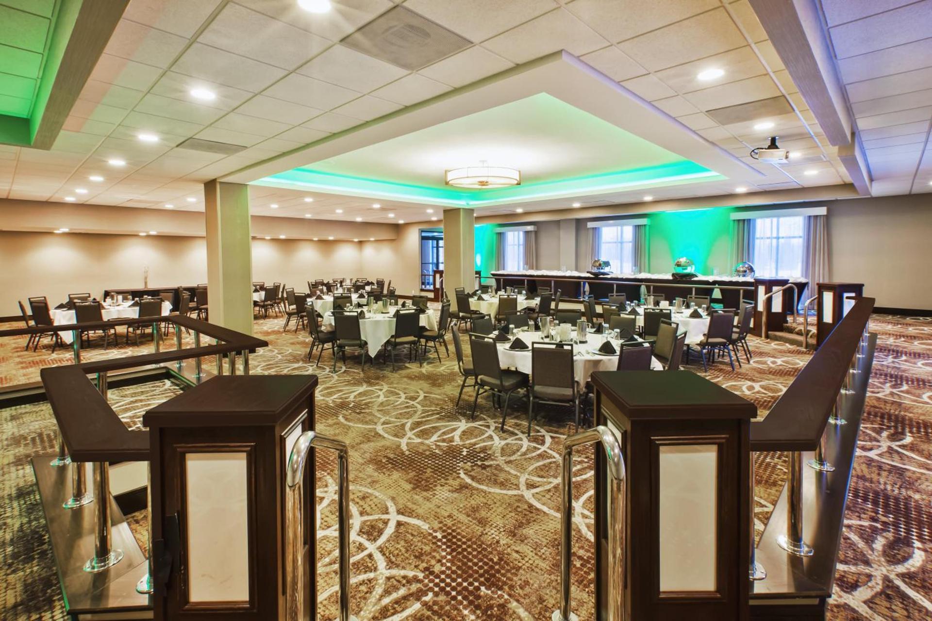 DoubleTree by Hilton Rapid City Downtown Convention Center photo 33