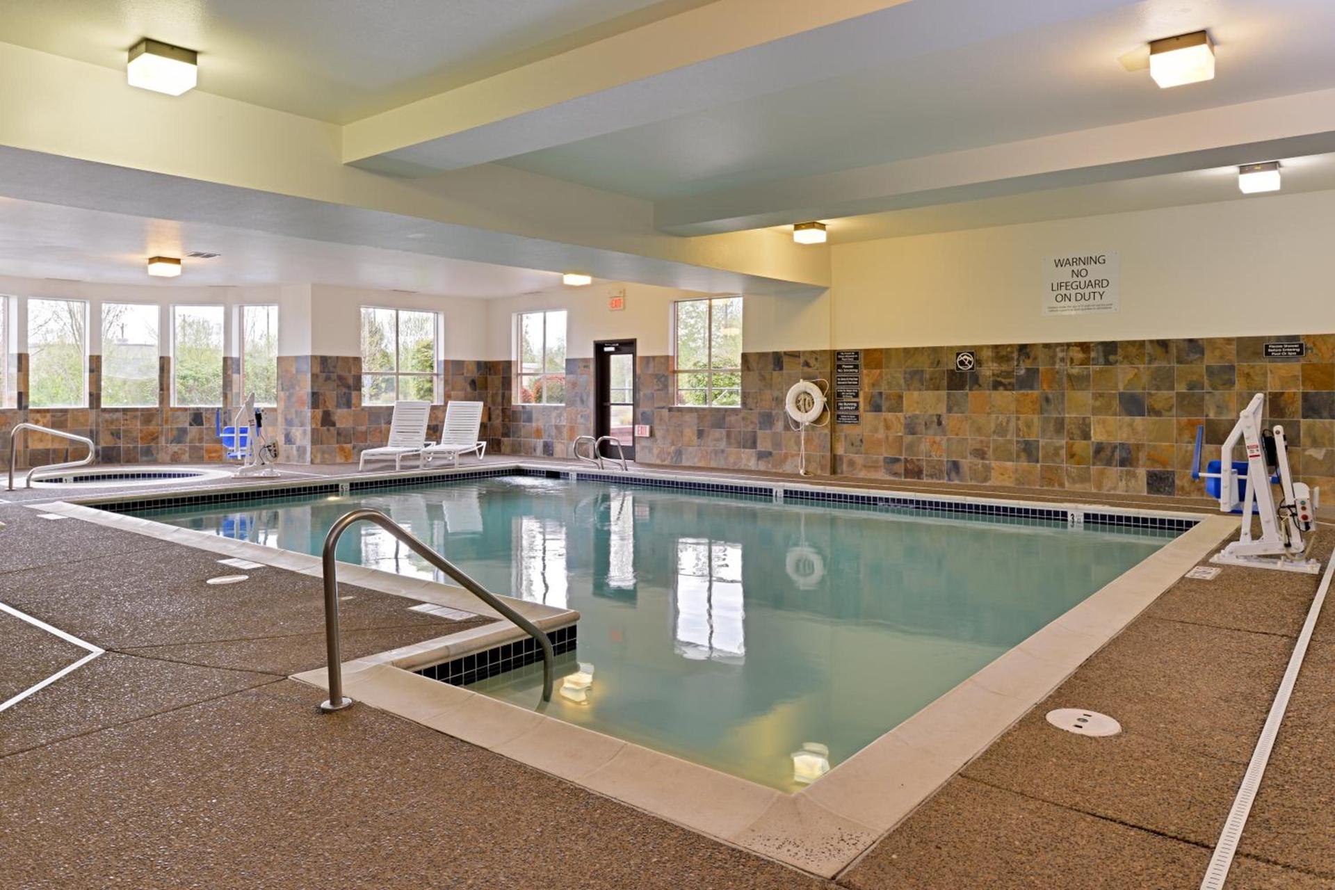 Holiday Inn Express & Suites Albany by IHG photo 39