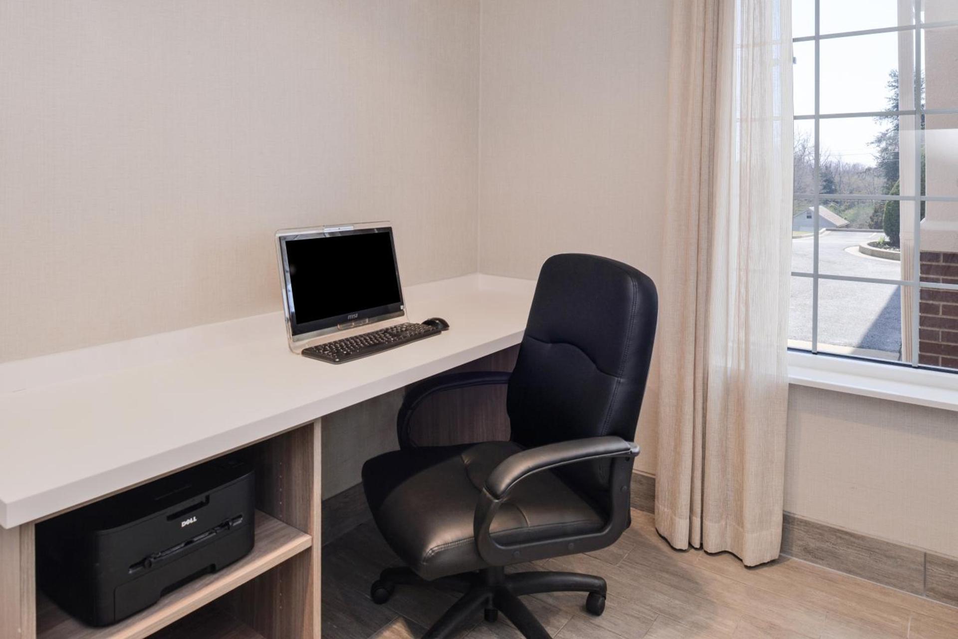 Holiday Inn Poplar Bluff by IHG photo 18