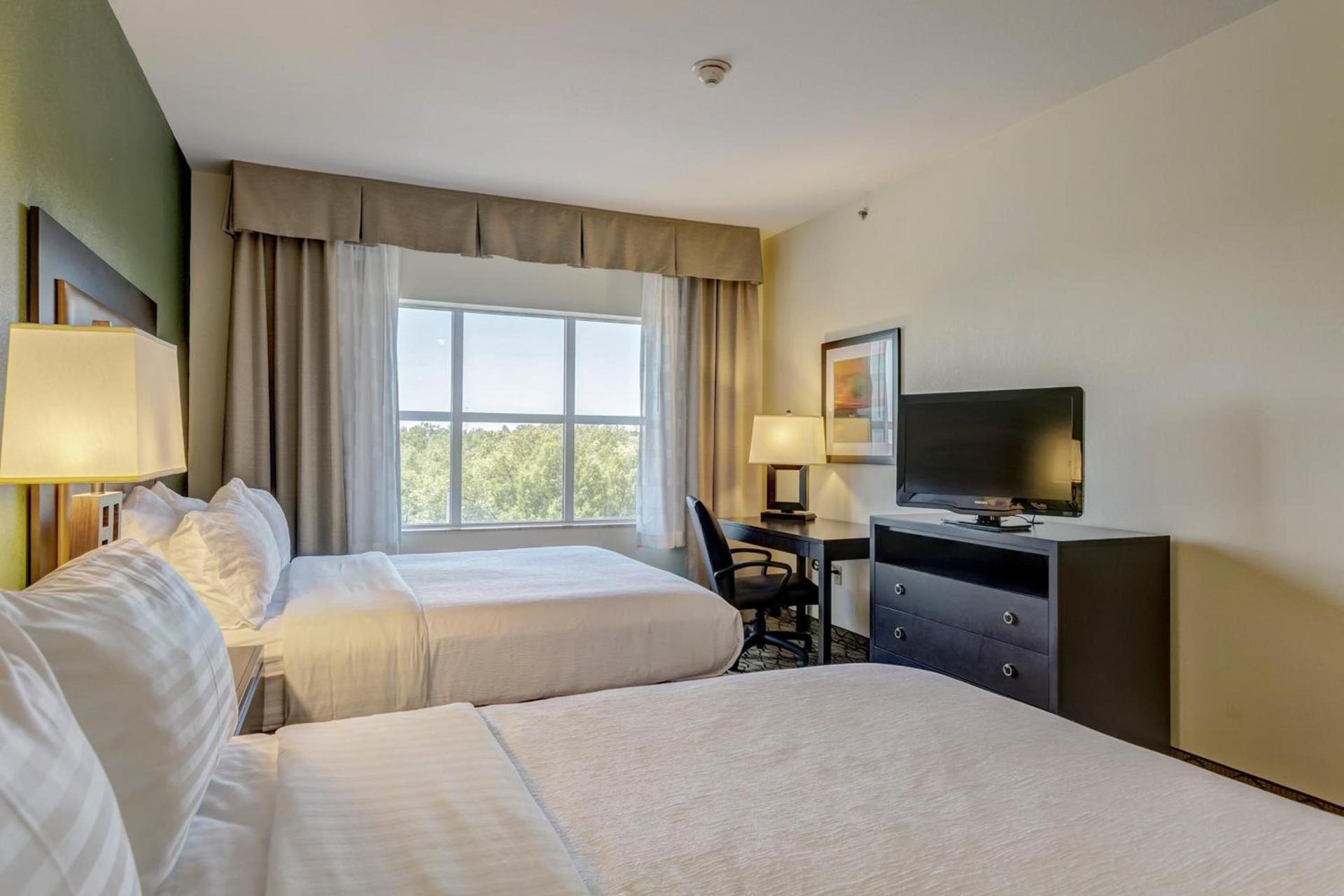 Holiday Inn Poplar Bluff by IHG photo 75