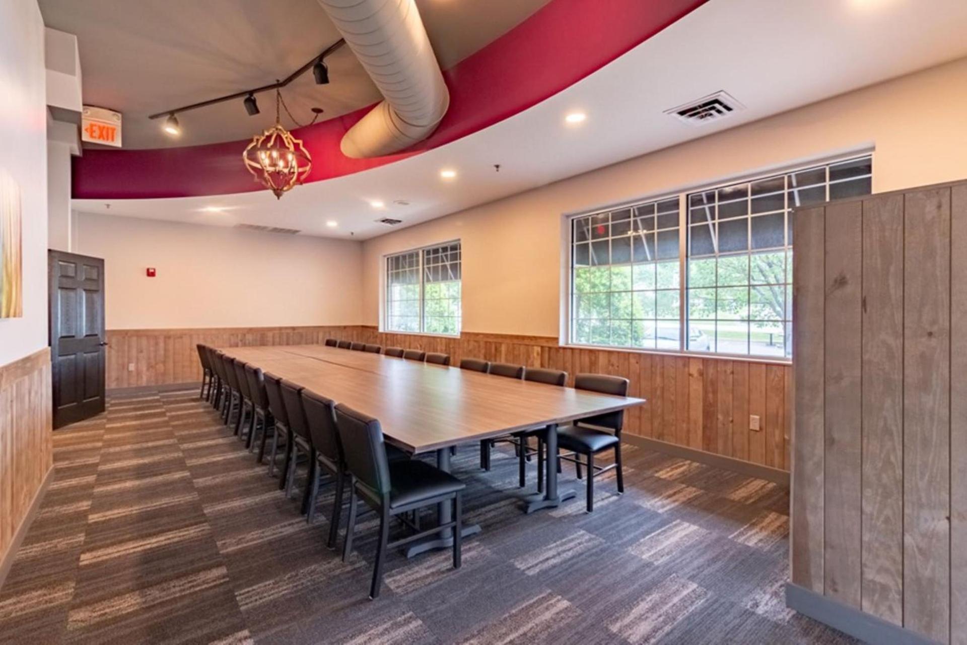 Holiday Inn Poplar Bluff by IHG photo 47