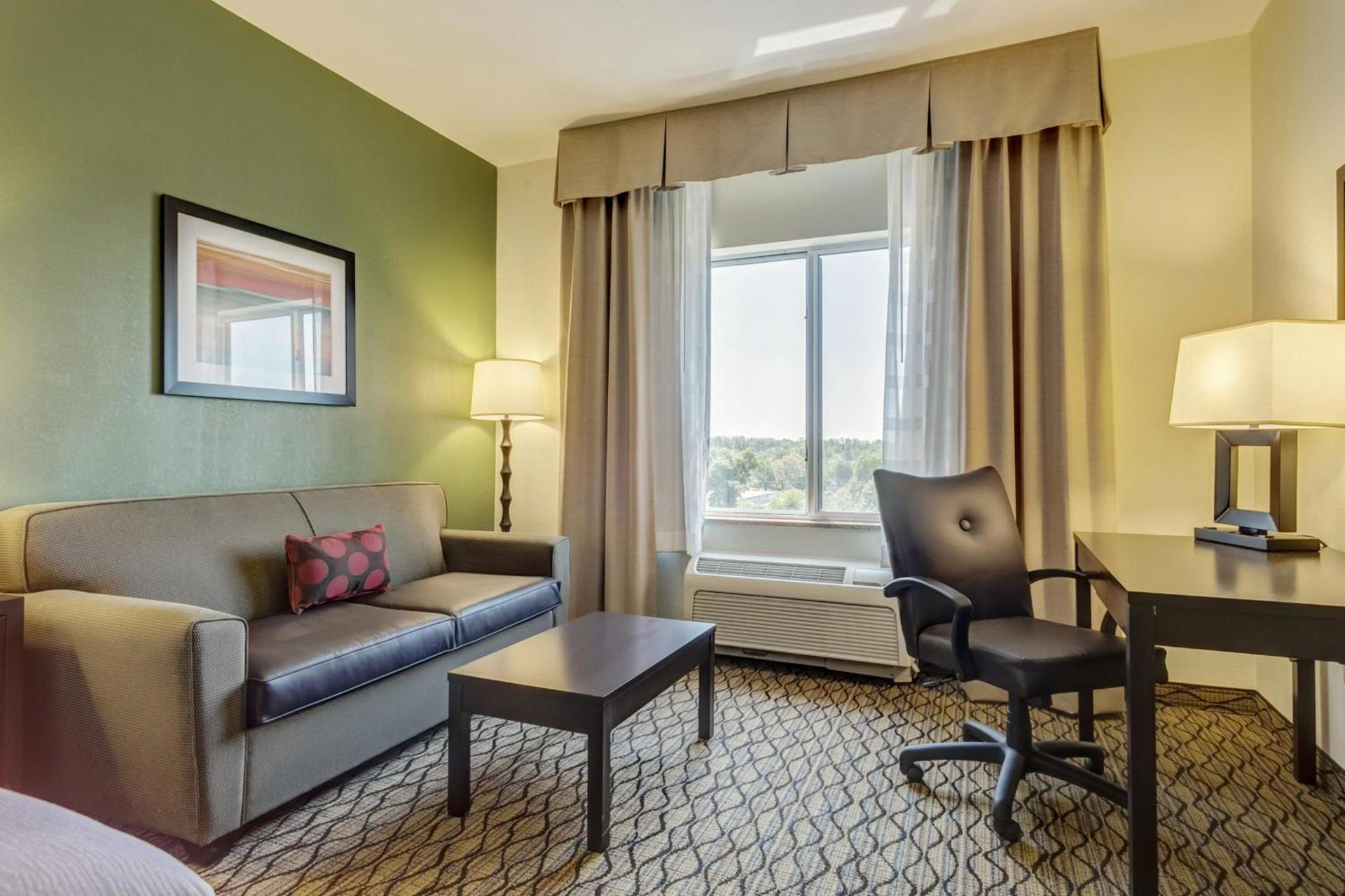 Holiday Inn Poplar Bluff by IHG photo 23