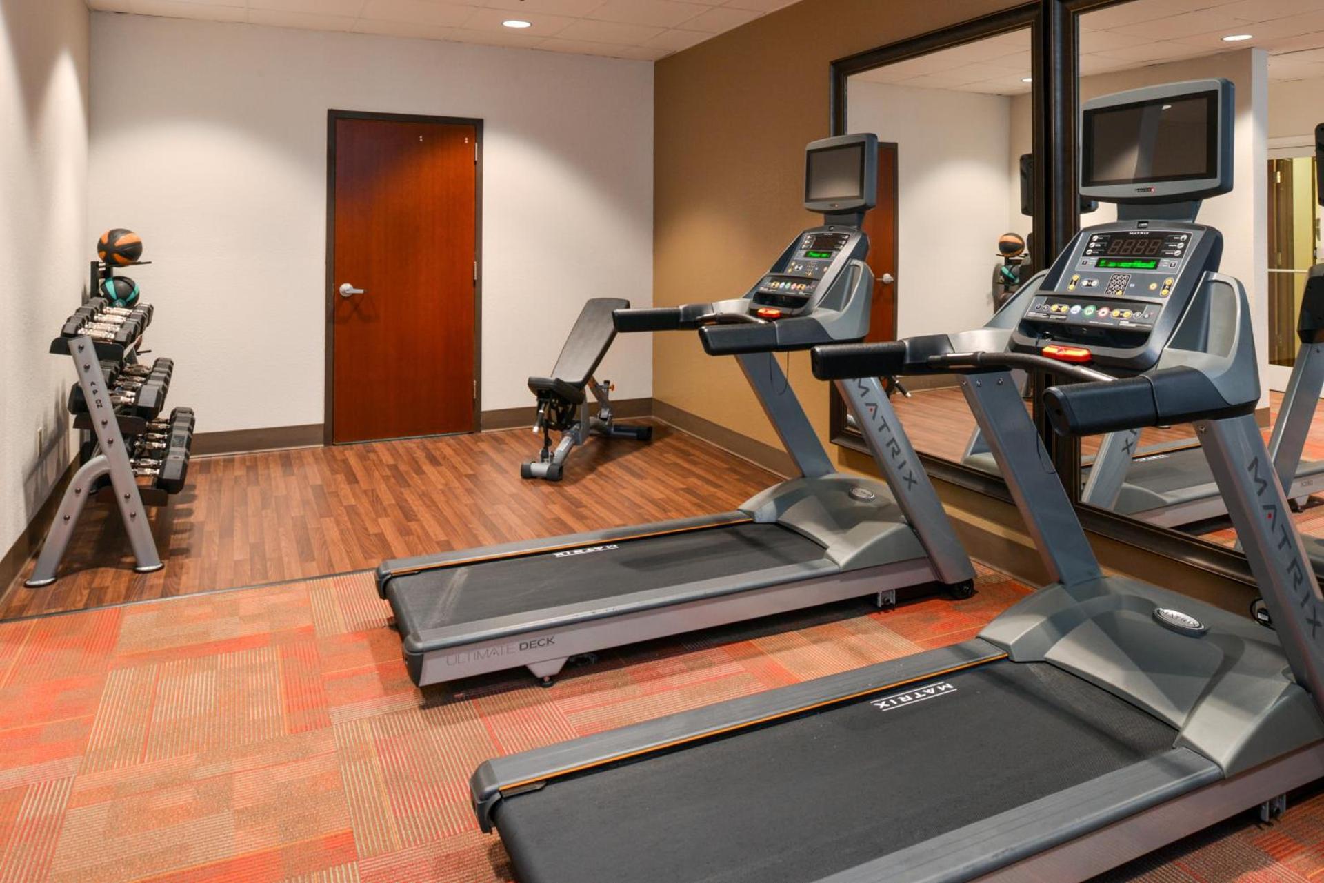 Holiday Inn Poplar Bluff by IHG photo 16