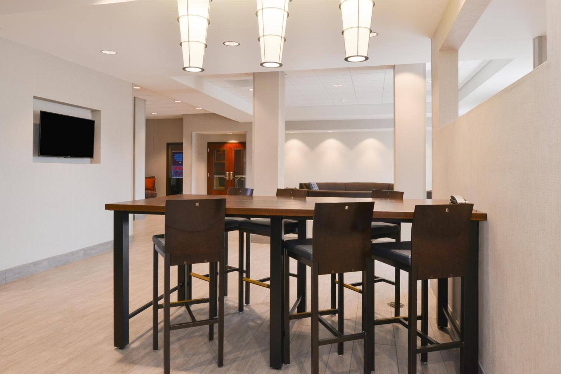 Holiday Inn Poplar Bluff by IHG photo 32