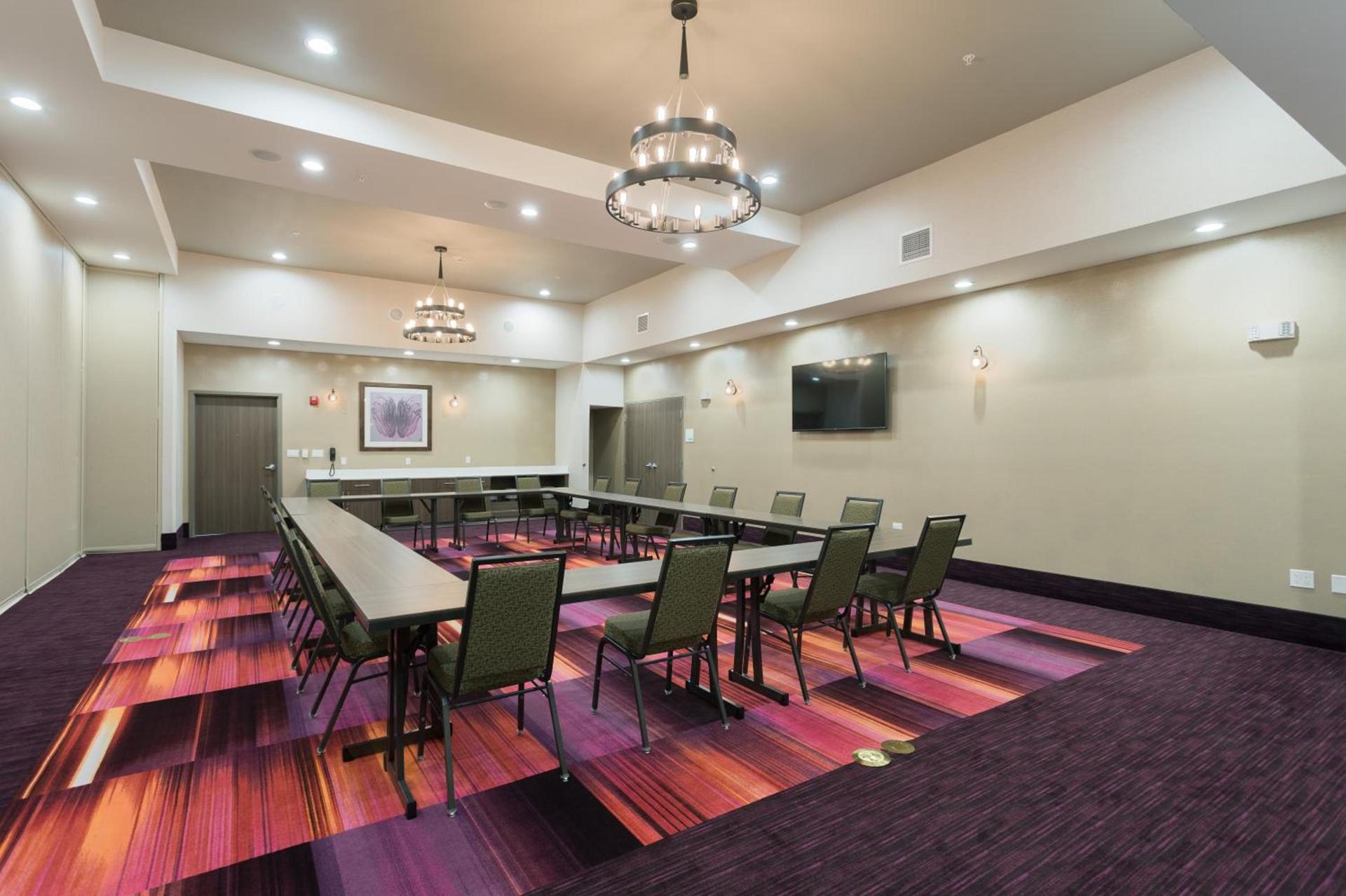 Holiday Inn San Marcos Convention Center by IHG photo 31