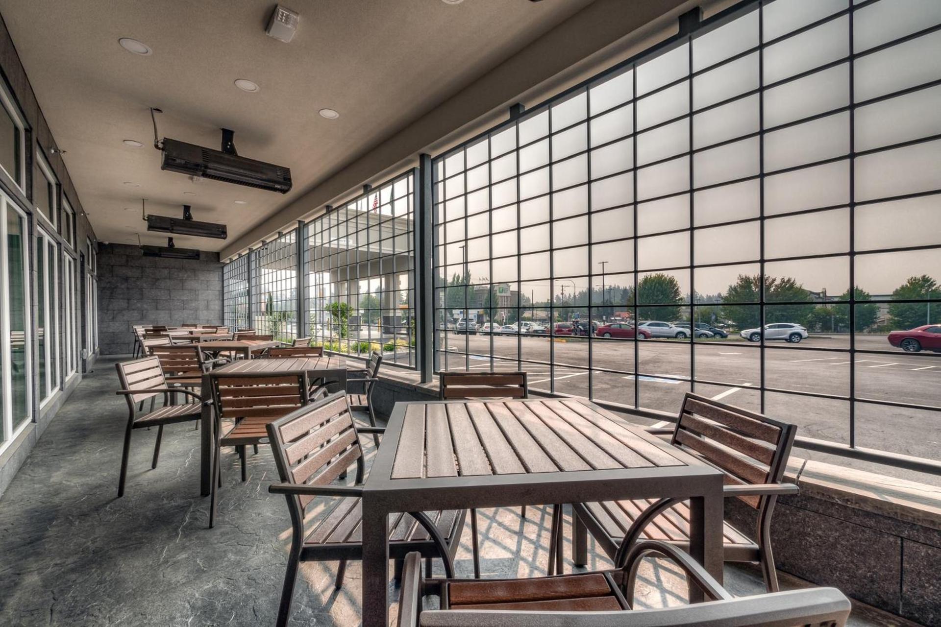 Holiday Inn Tacoma Mall by IHG photo 3