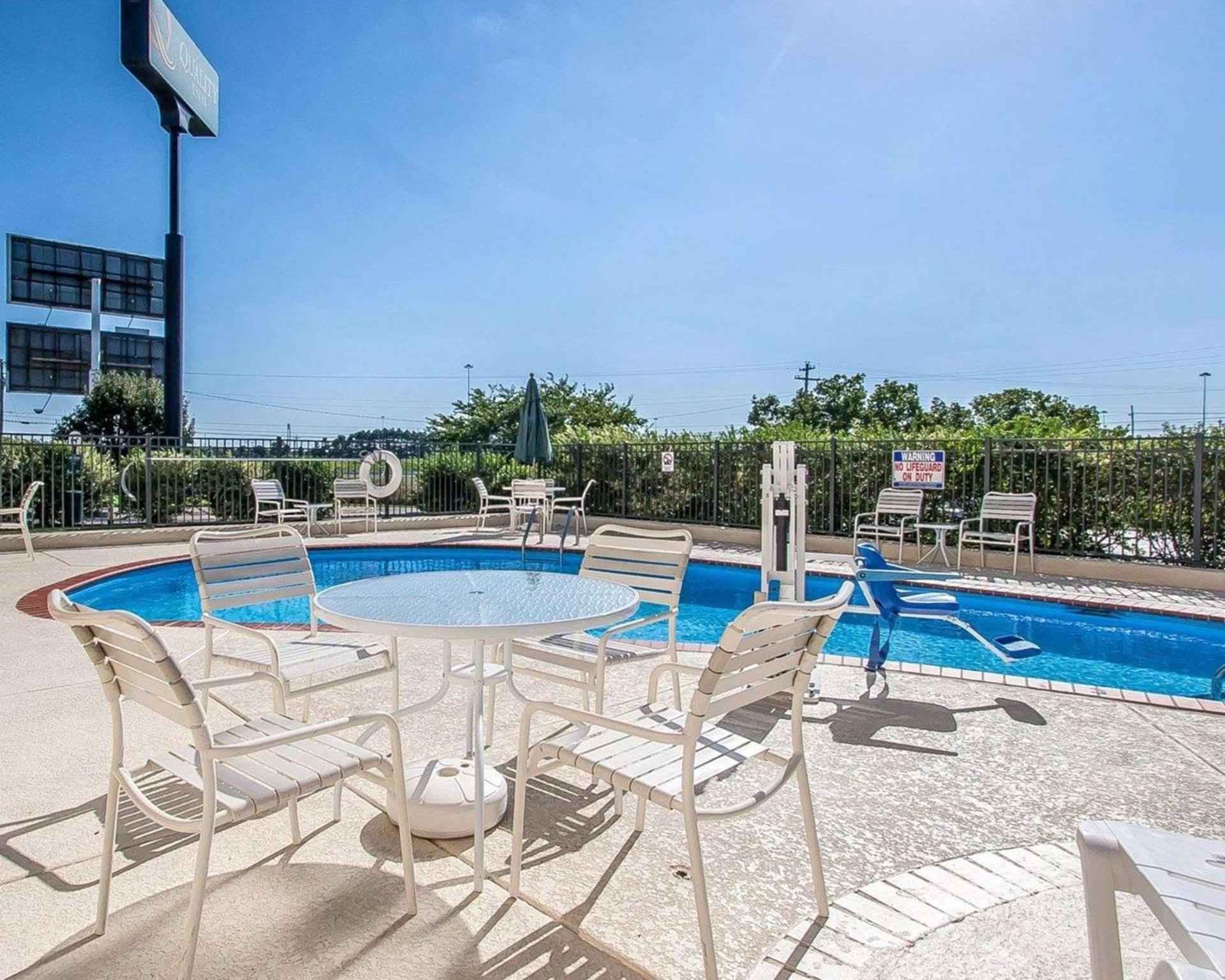 Quality Inn Murfreesboro-University Area photo 2
