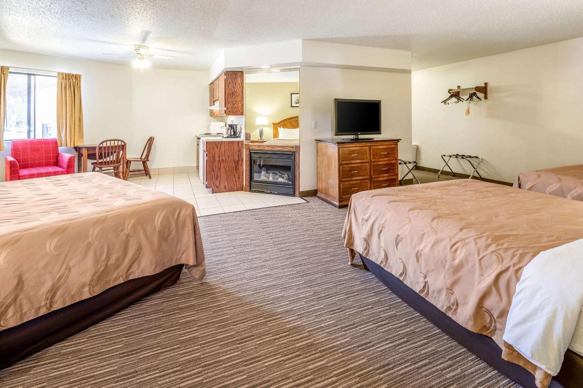 Quality Inn Keystone near Mount Rushmore photo 31