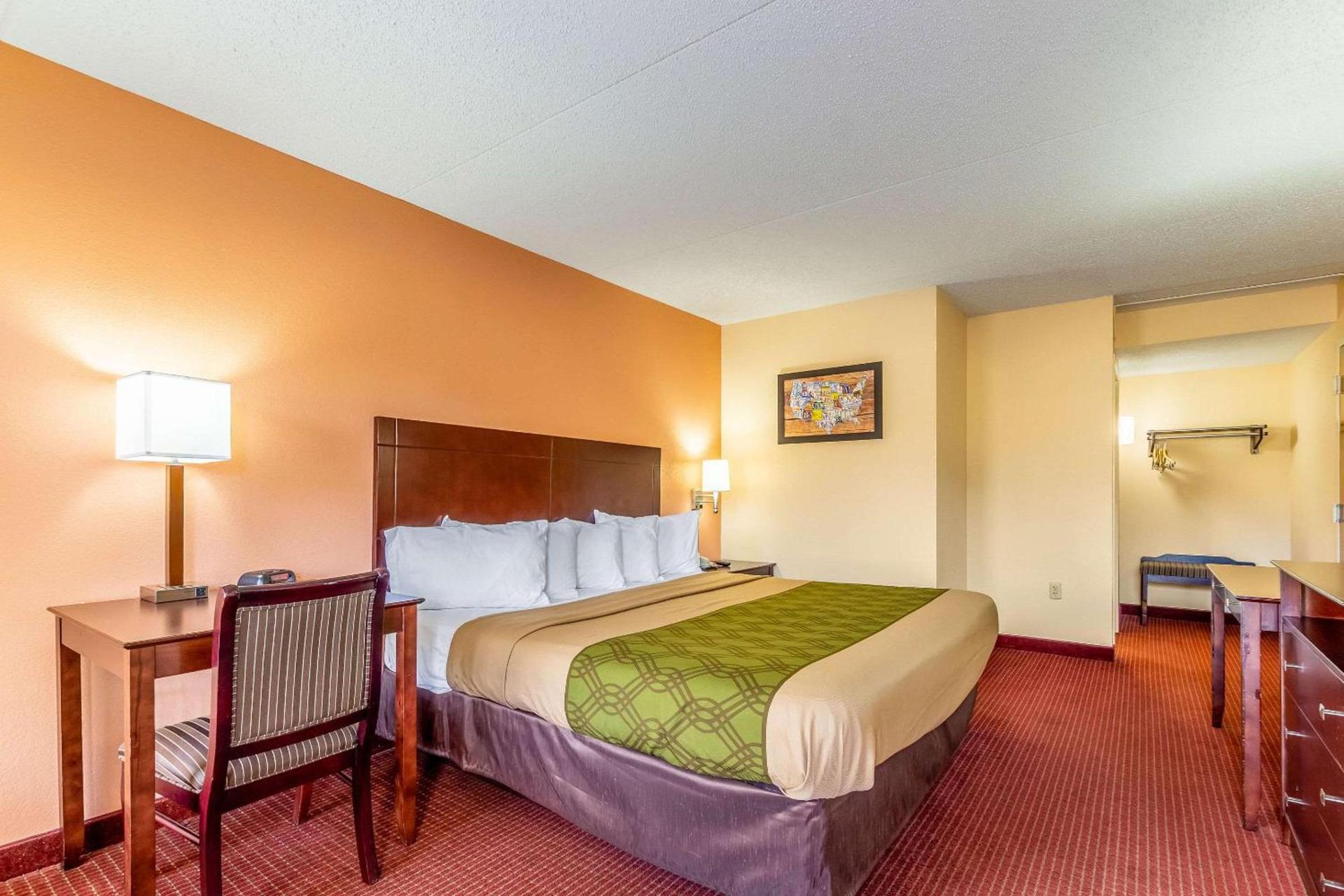 Econo Lodge Rocky Top photo 8