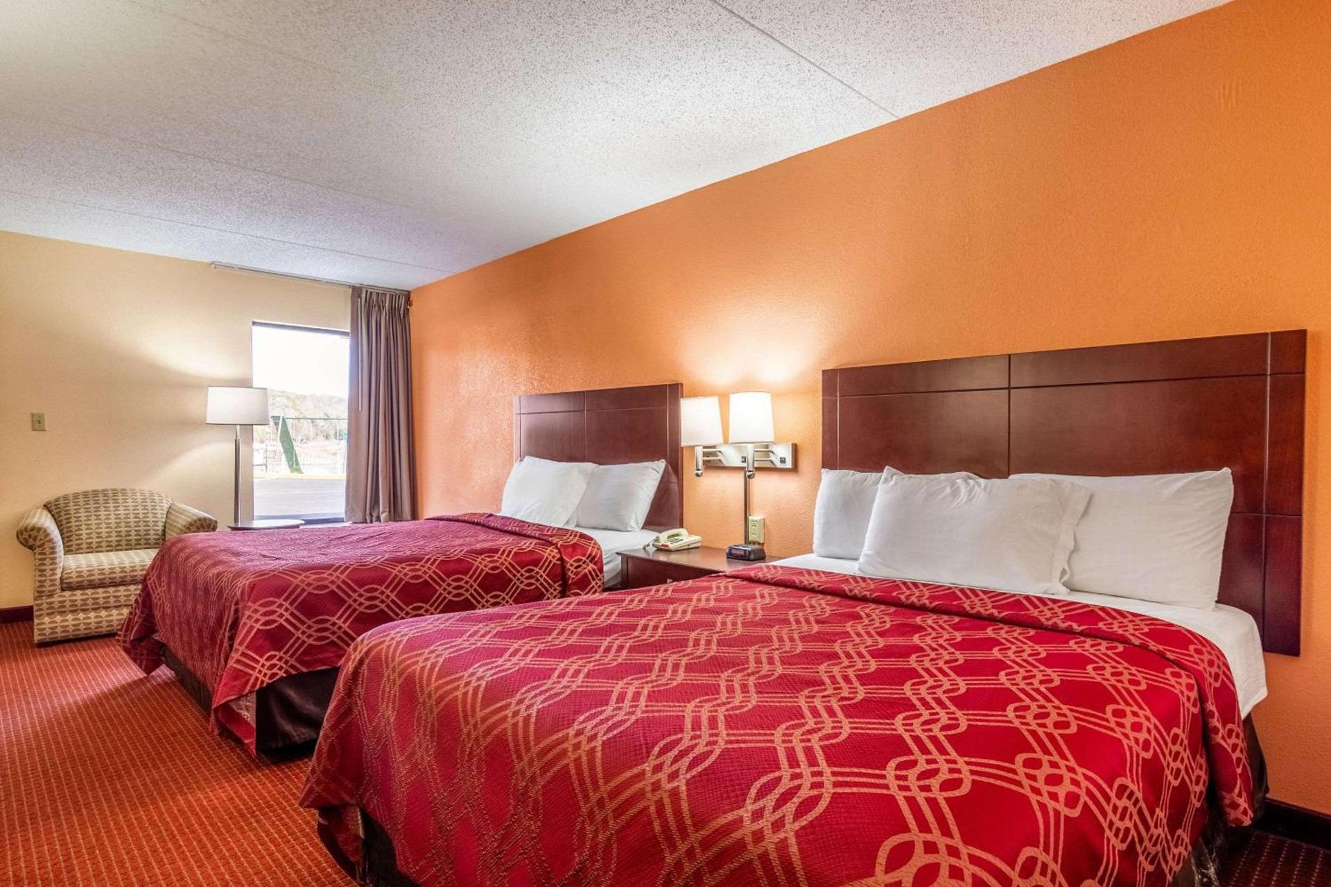 Econo Lodge Rocky Top photo 20