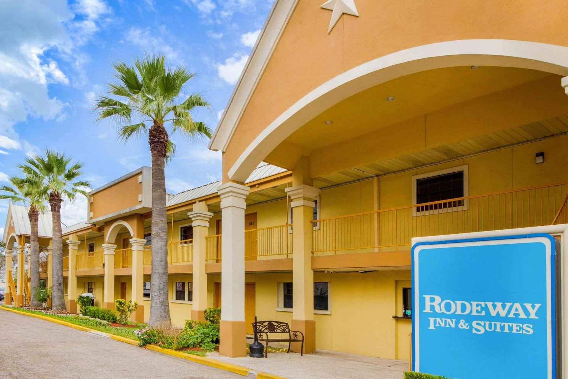 Rodeway Inn & Suites Houston near Medical Center photo 1
