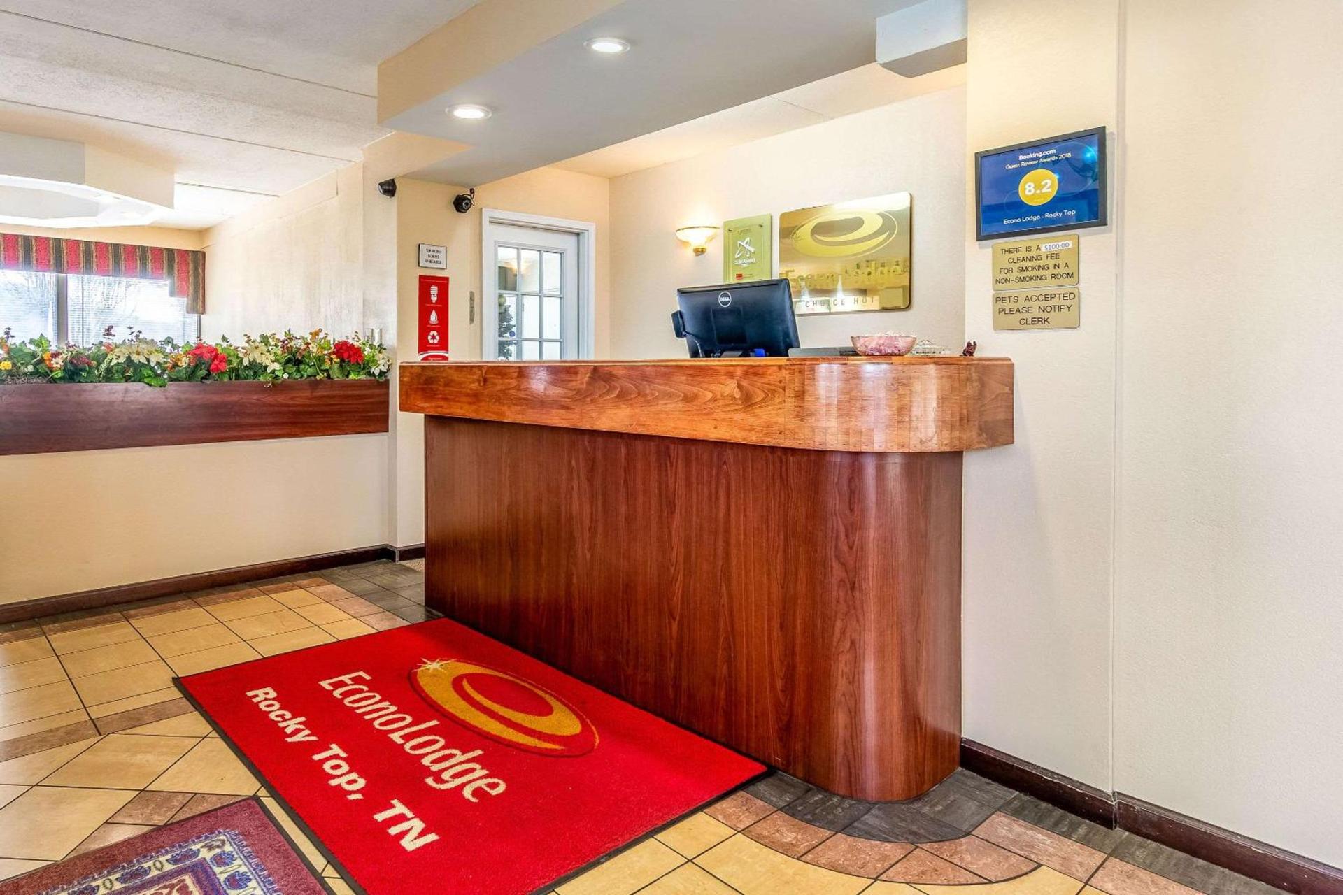 Econo Lodge Rocky Top photo 3