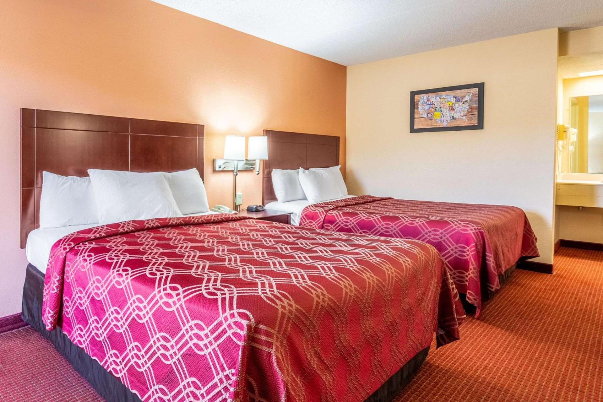 Econo Lodge Rocky Top photo 18