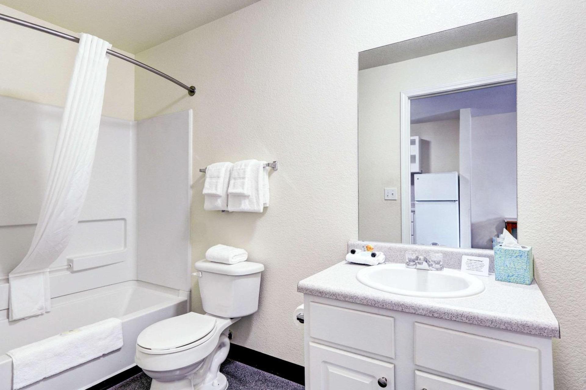 Suburban Studios Westminster Denver North photo 19