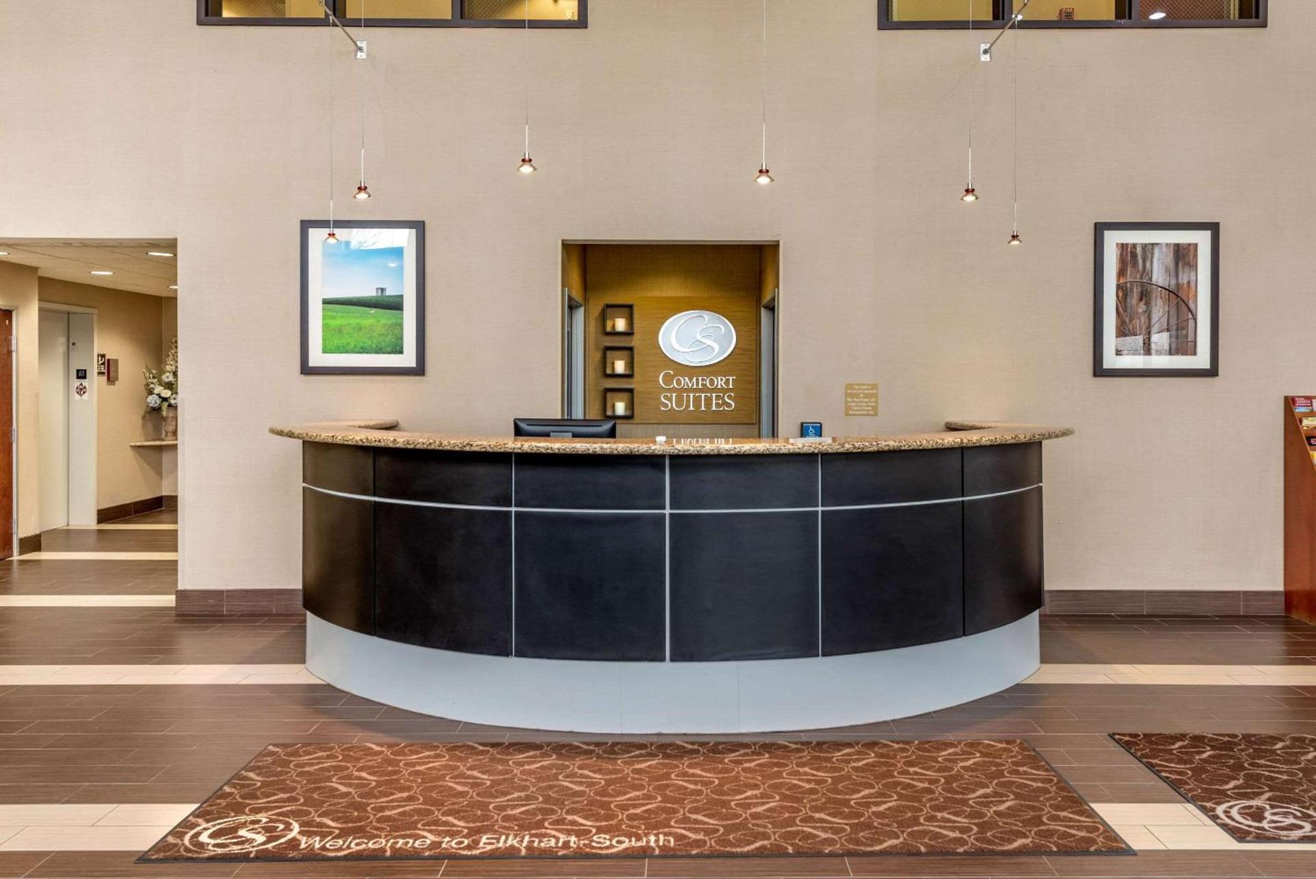 Comfort Suites Elkhart South photo 3