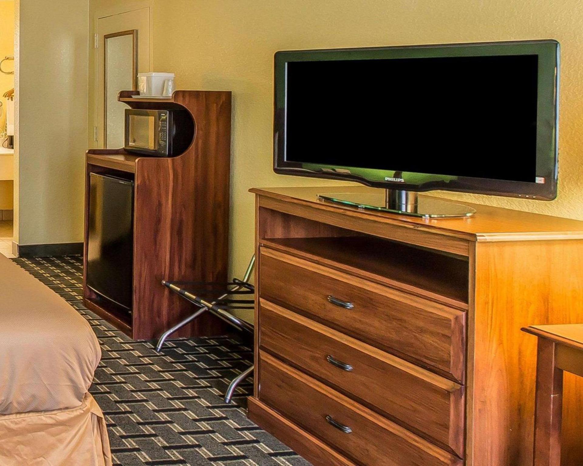 Econo Lodge photo 24