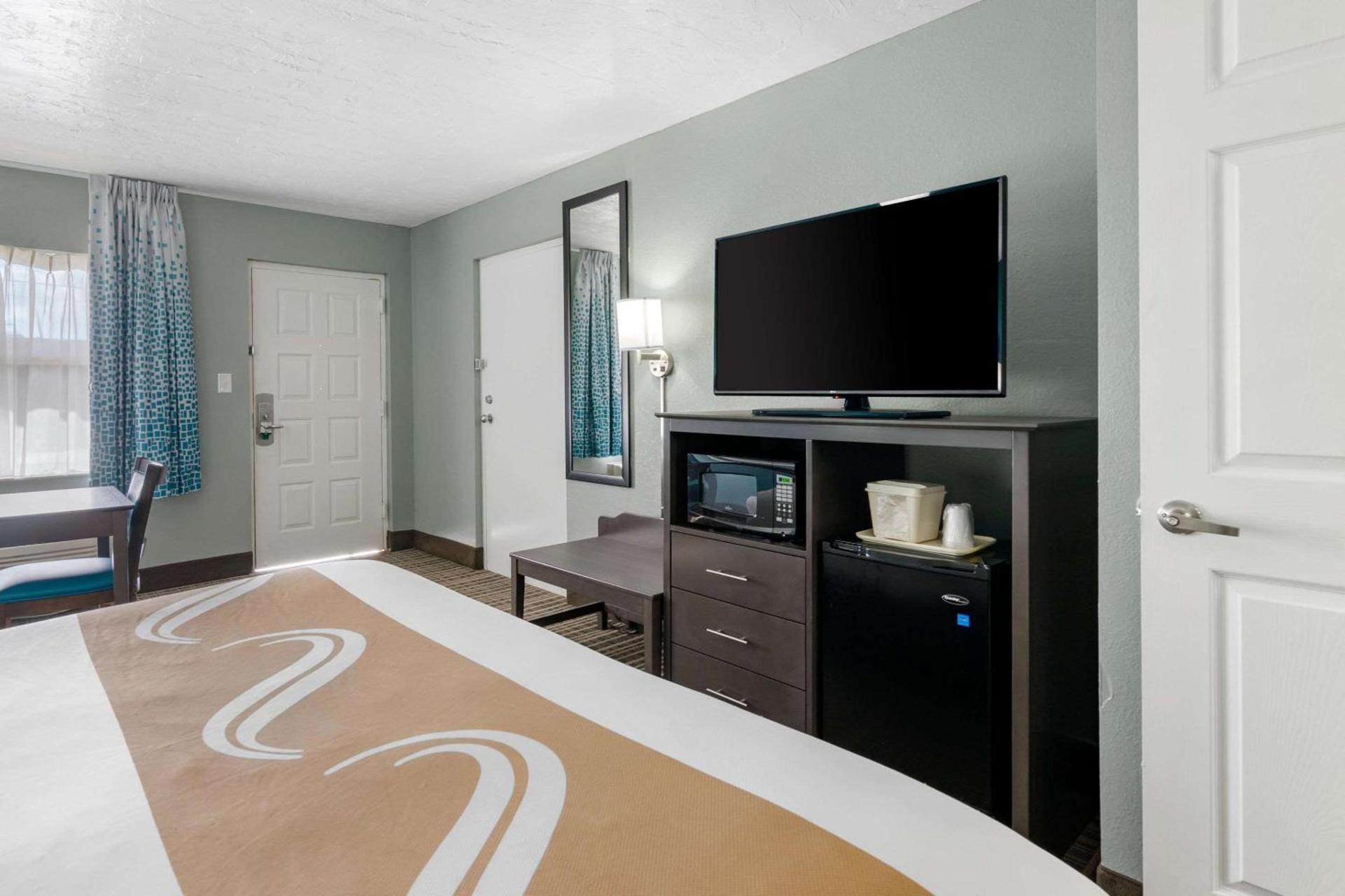 Quality Inn Bradenton North I-75 photo 11