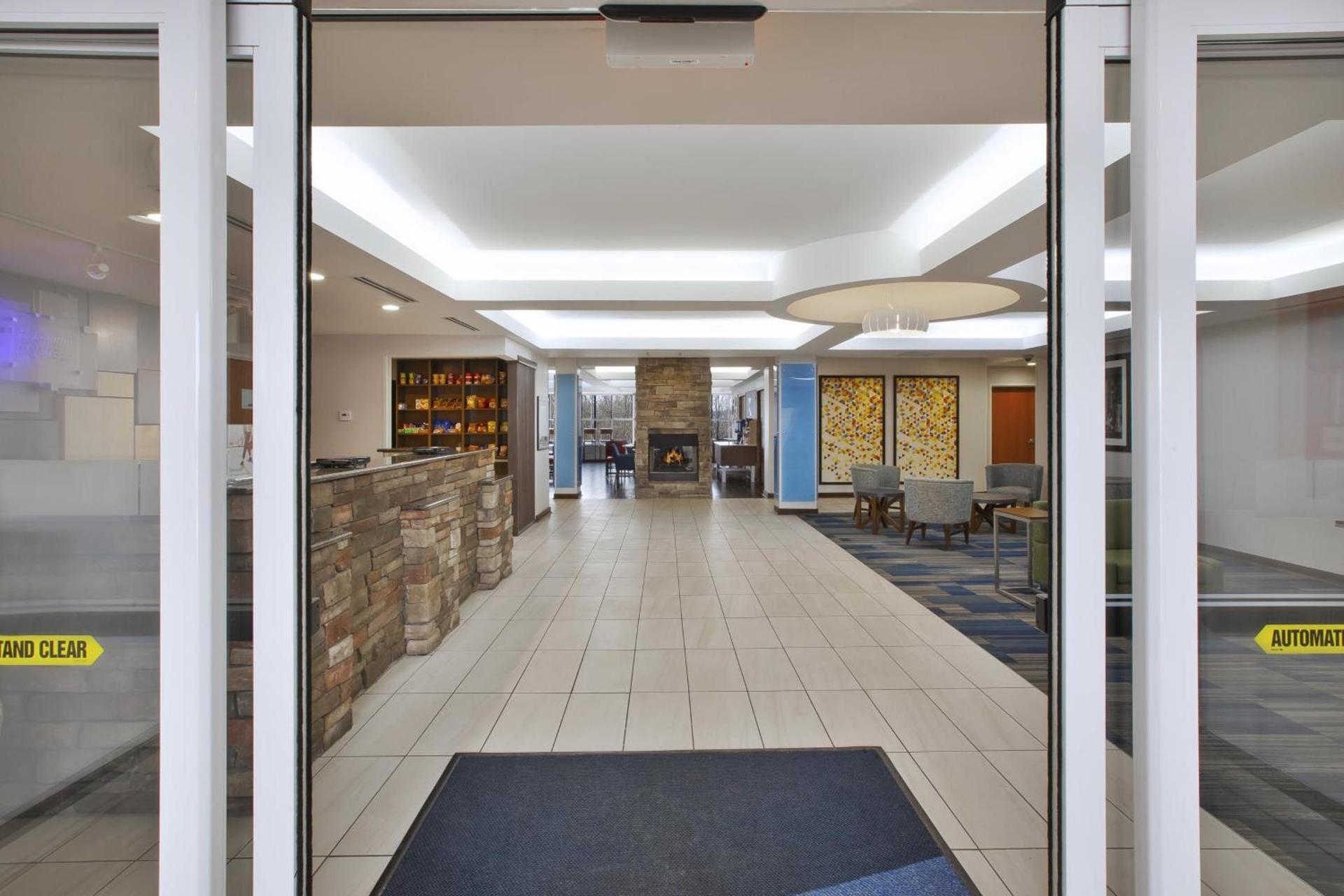 Holiday Inn Express Hotel & Suites Auburn Hills by IHG photo 13