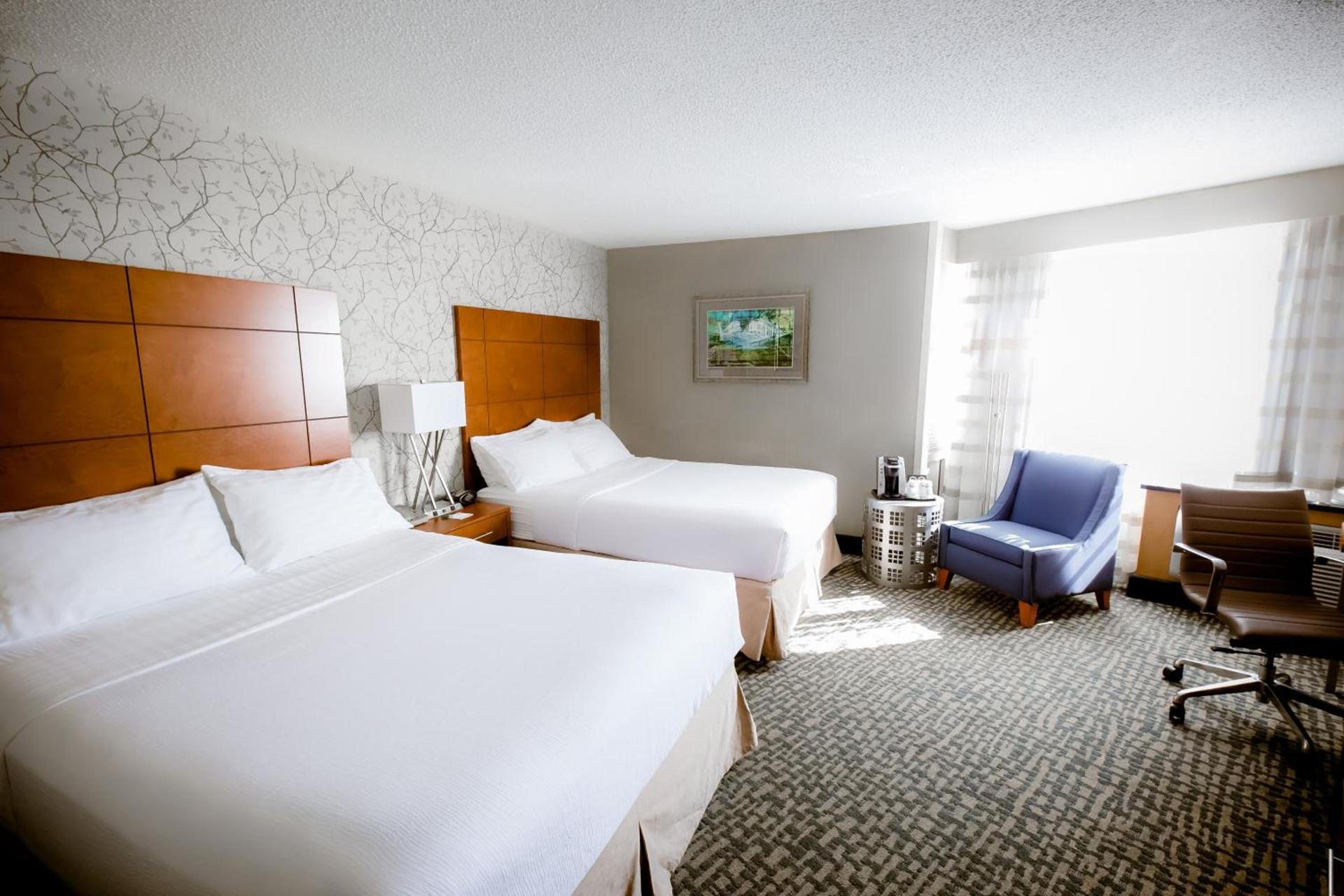 Holiday Inn Raleigh Downtown, an IHG Hotel photo 10