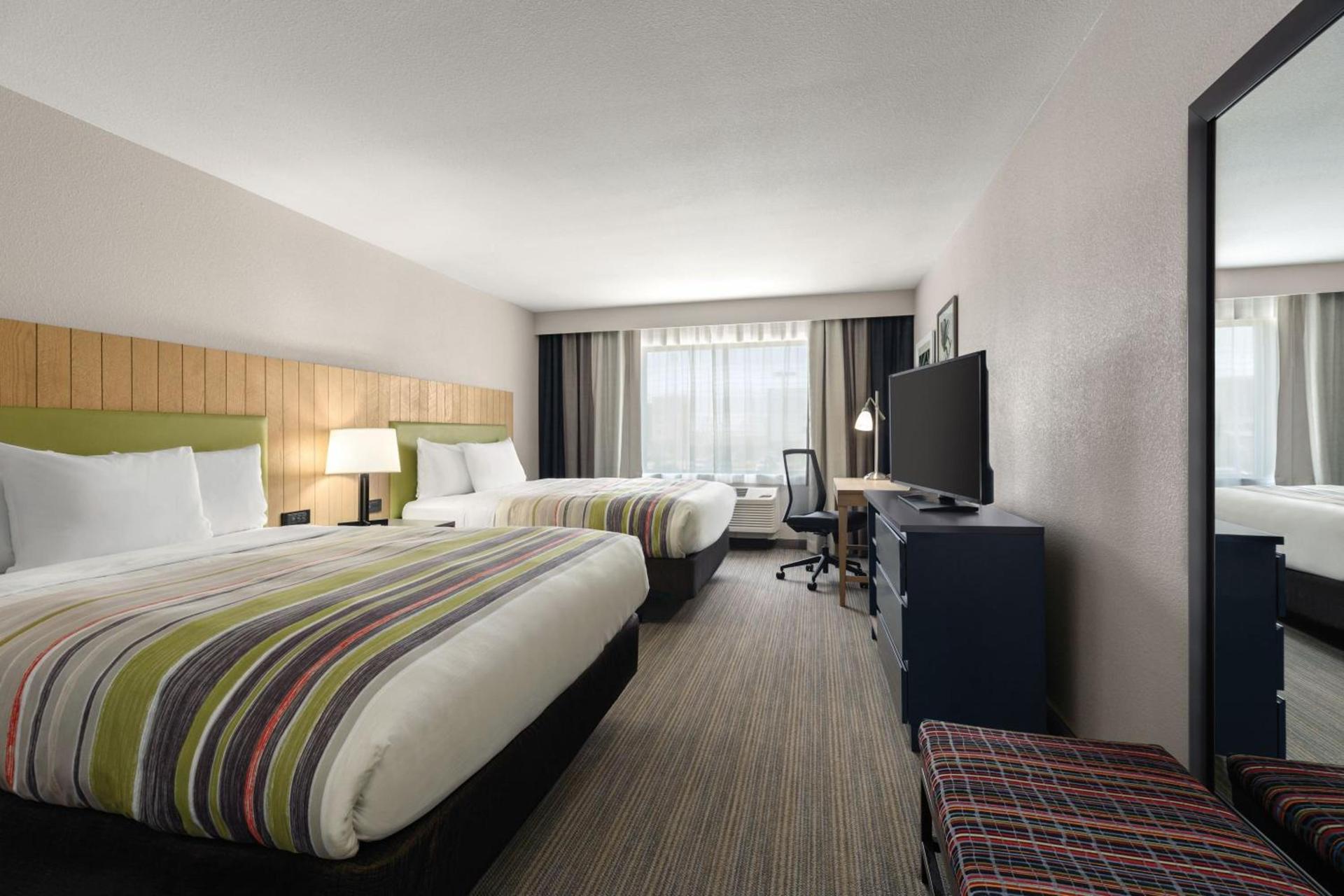 Country Inn & Suites by Radisson, Oklahoma City - Bricktown, OK photo 18