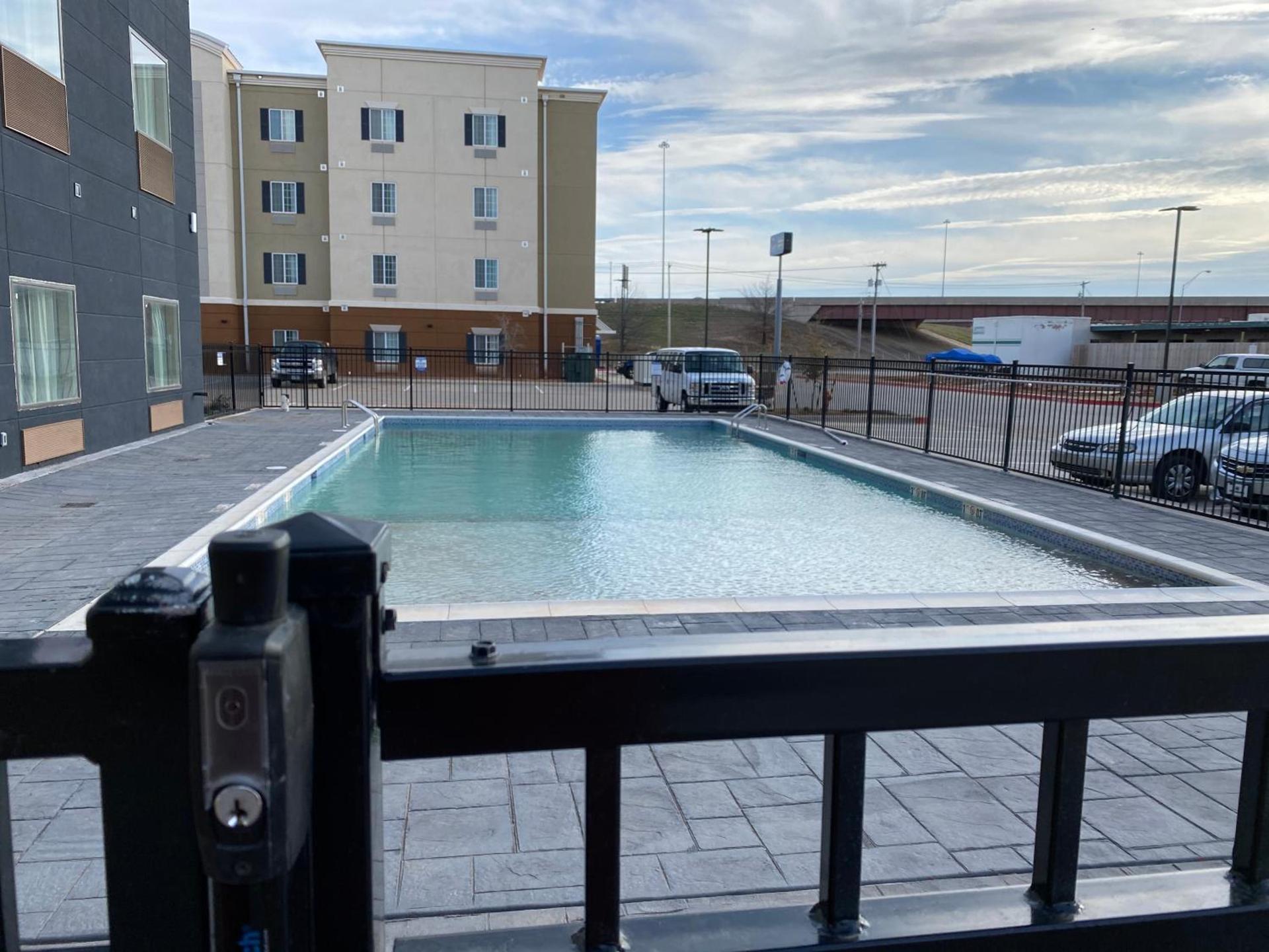 Country Inn & Suites by Radisson, Oklahoma City - Bricktown, OK photo 15