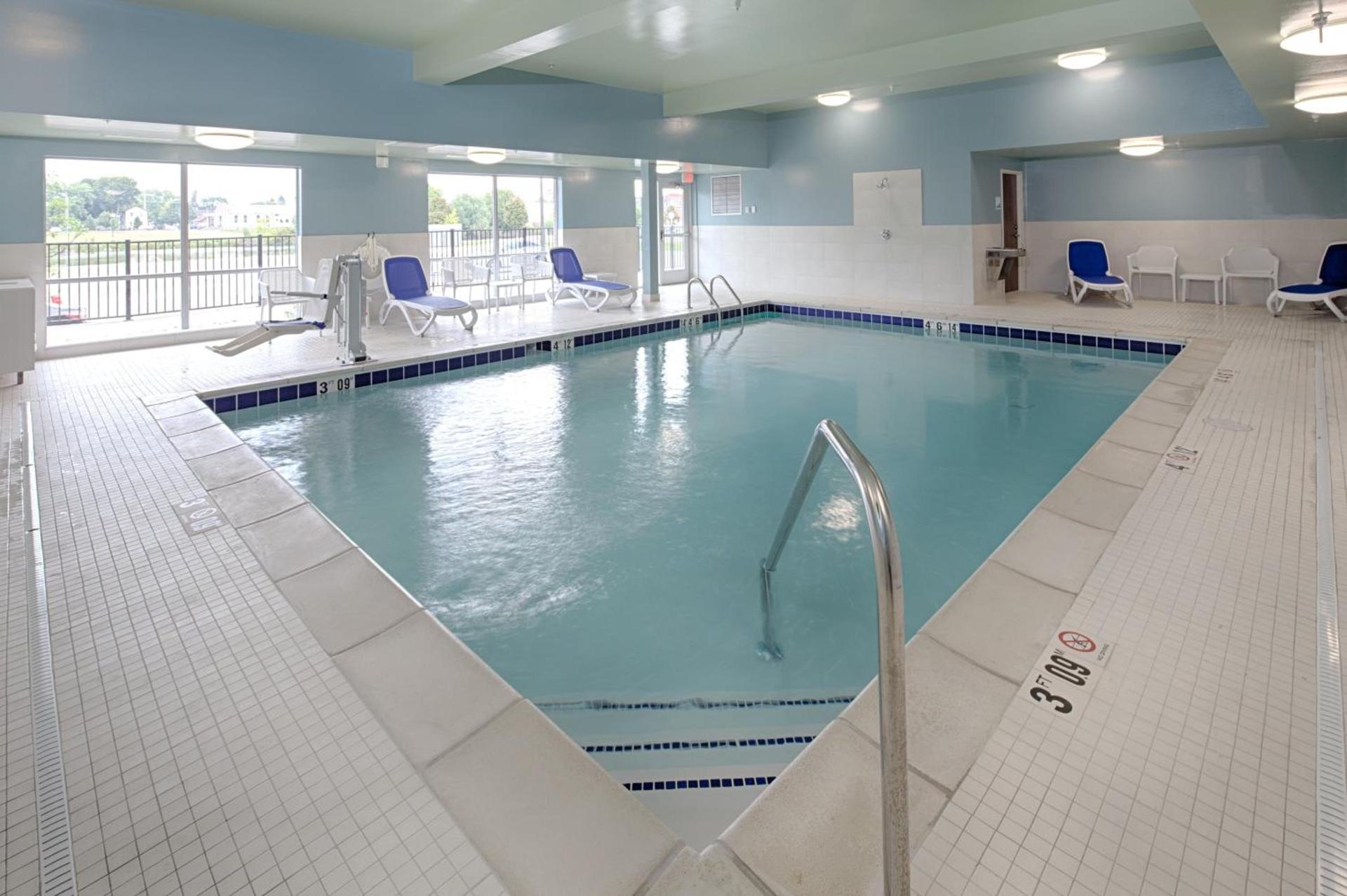 Holiday Inn Express & Suites Alpena - Downtown by IHG photo 6