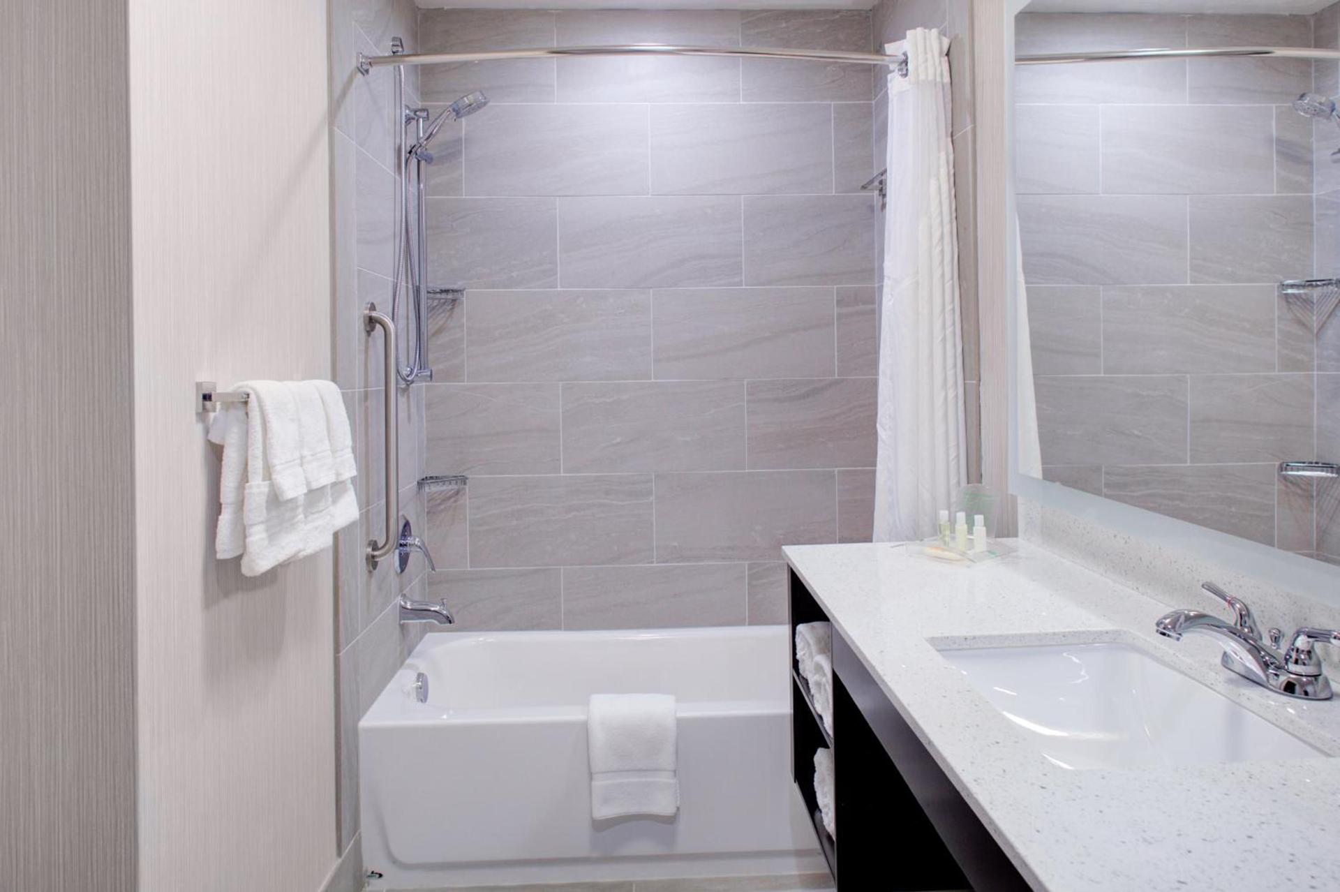 Holiday Inn Windsor - Wine Country by IHG photo 29