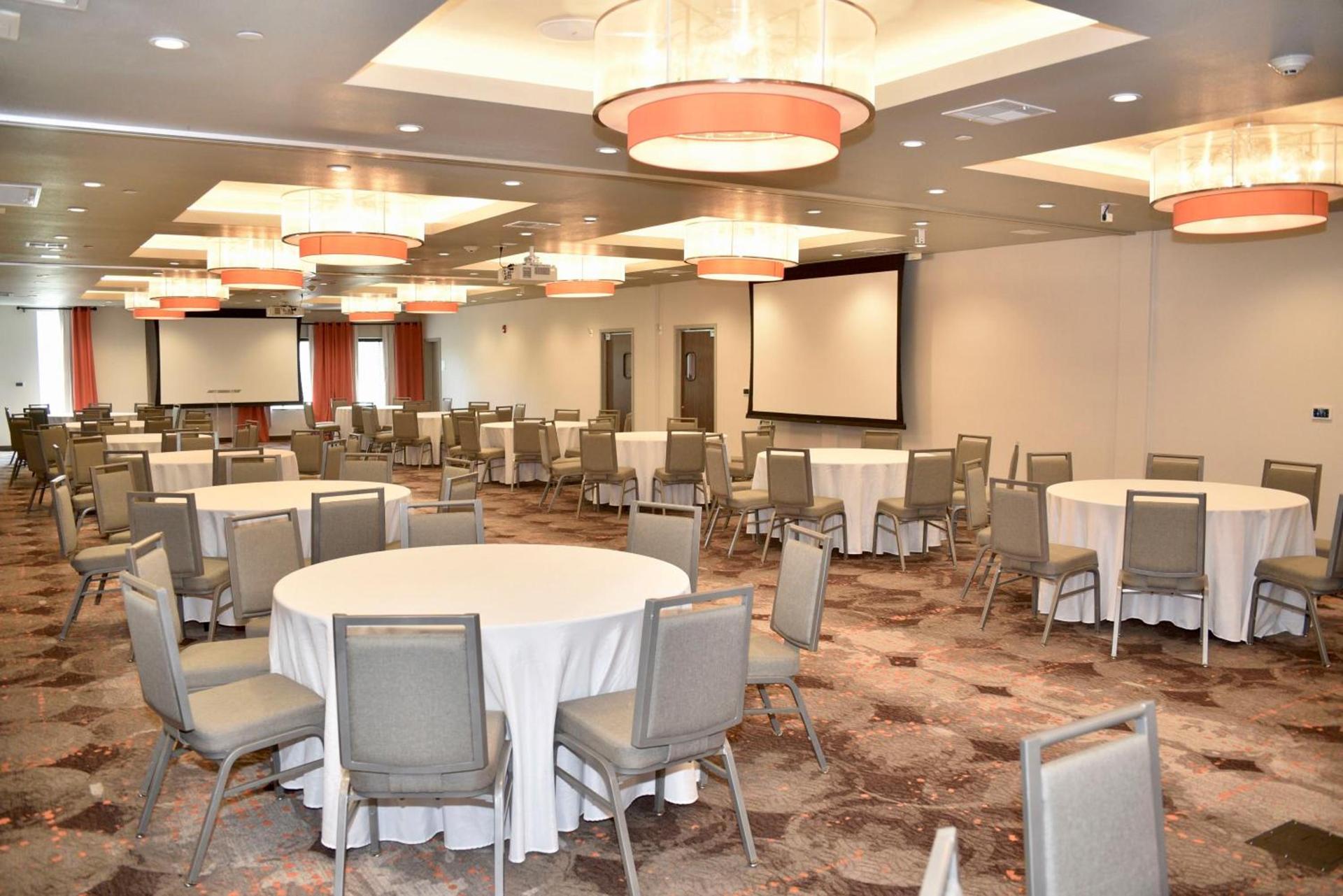 Holiday Inn Windsor - Wine Country by IHG photo 19