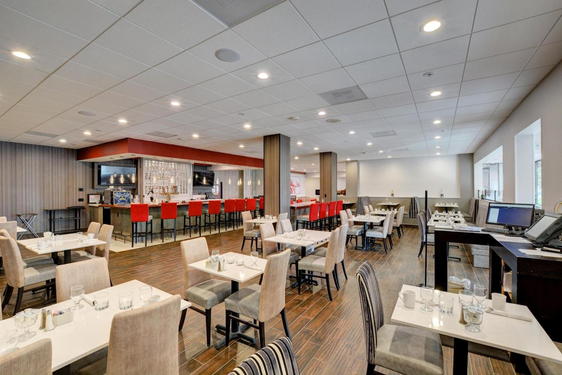 Holiday Inn - Salem by IHG photo 2