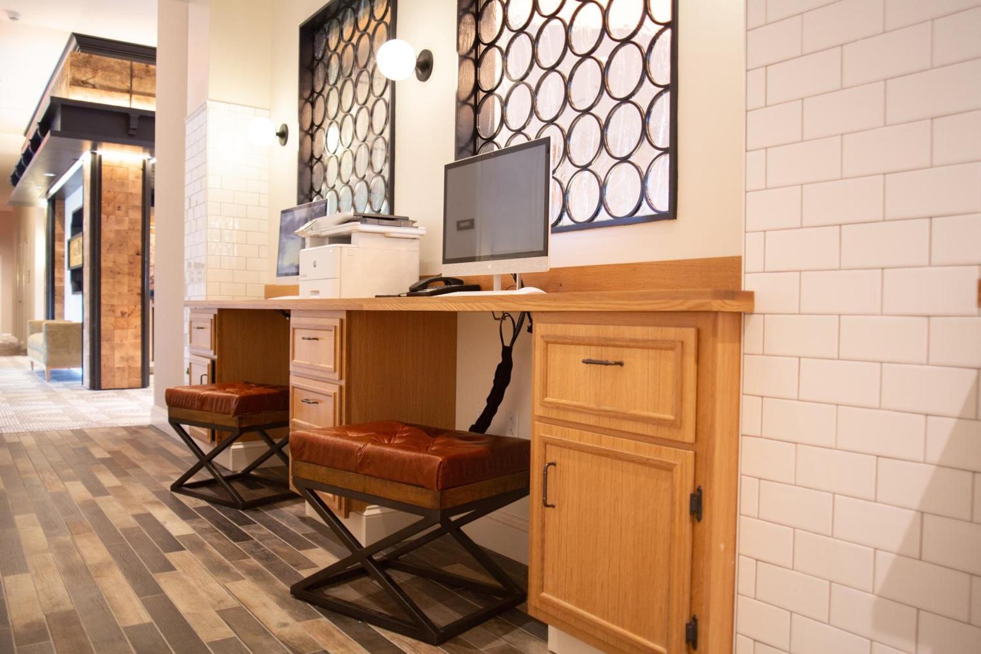 Hotel Indigo Hattiesburg by IHG photo 39