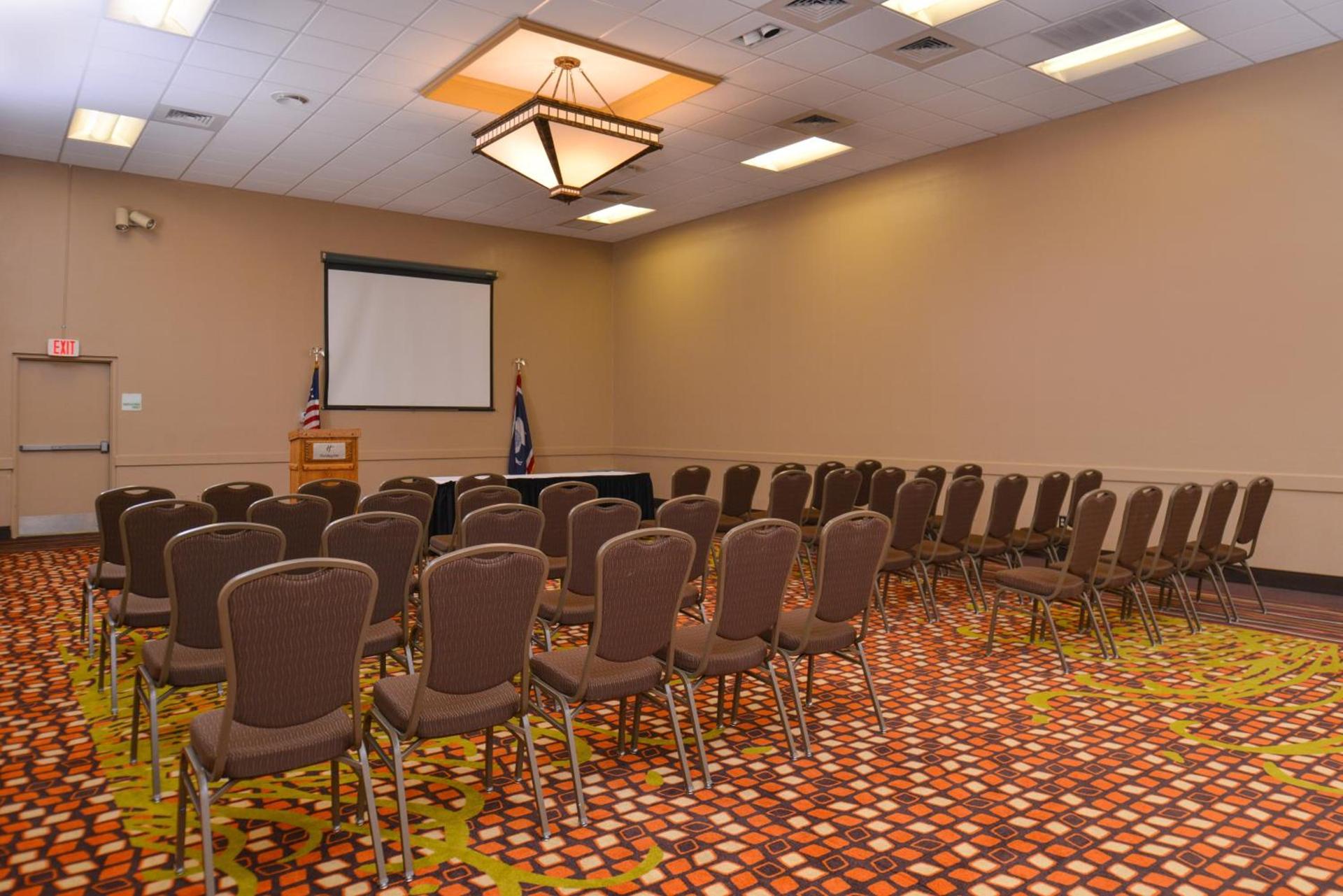 Ramada Plaza by Wyndham Sheridan Hotel & Convention Center photo 64