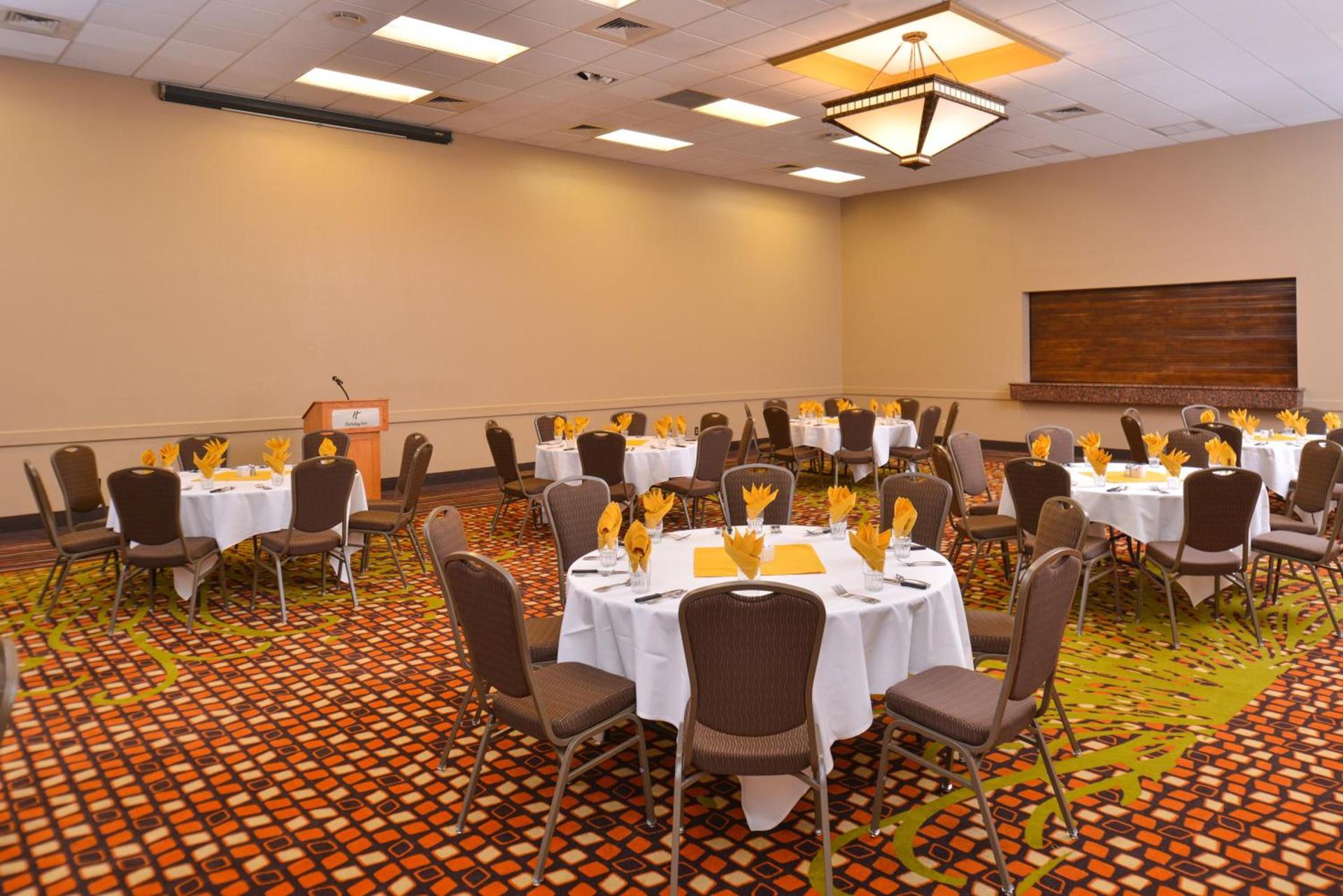 Ramada Plaza by Wyndham Sheridan Hotel & Convention Center photo 65