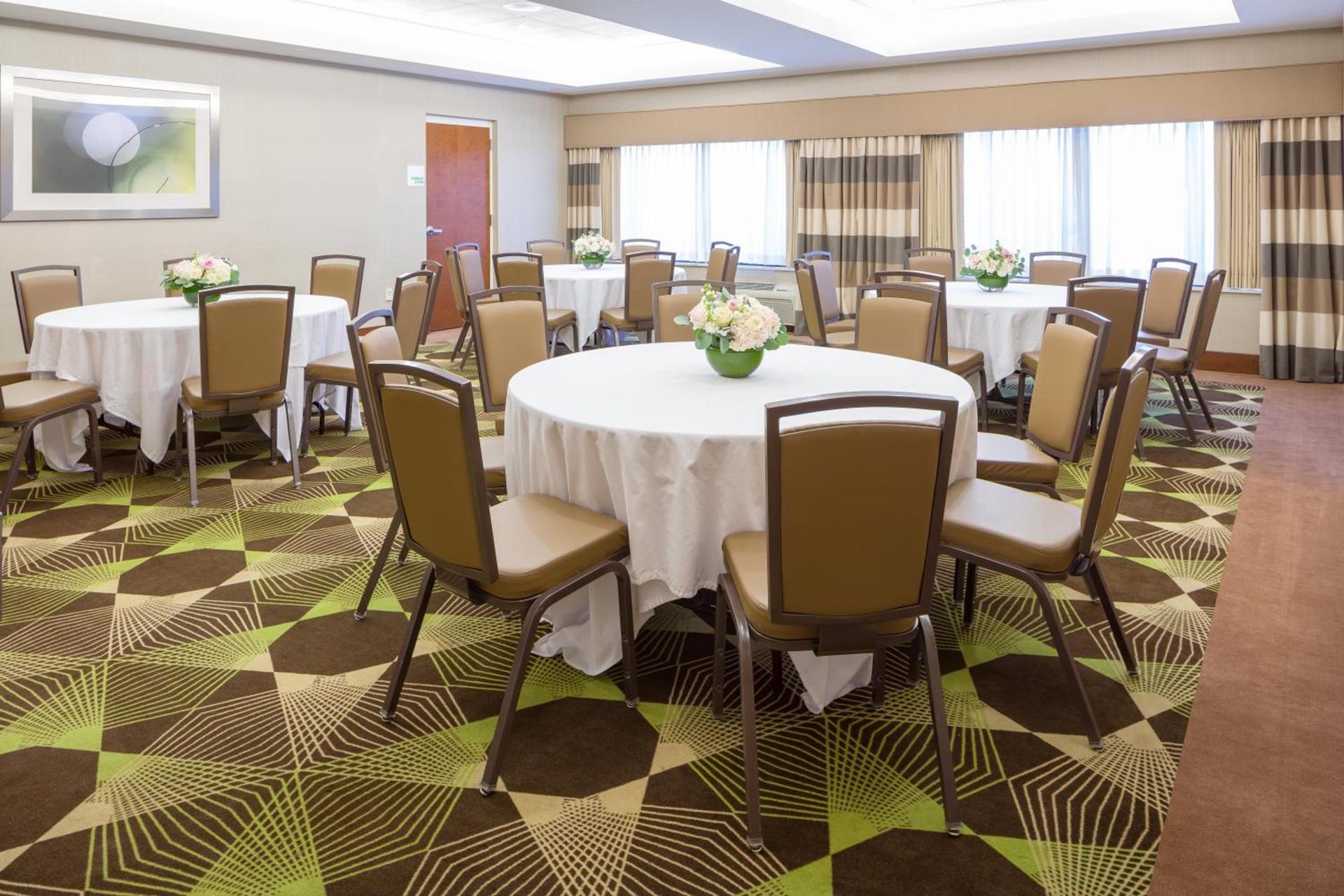 Holiday Inn Manchester Airport by IHG photo 35