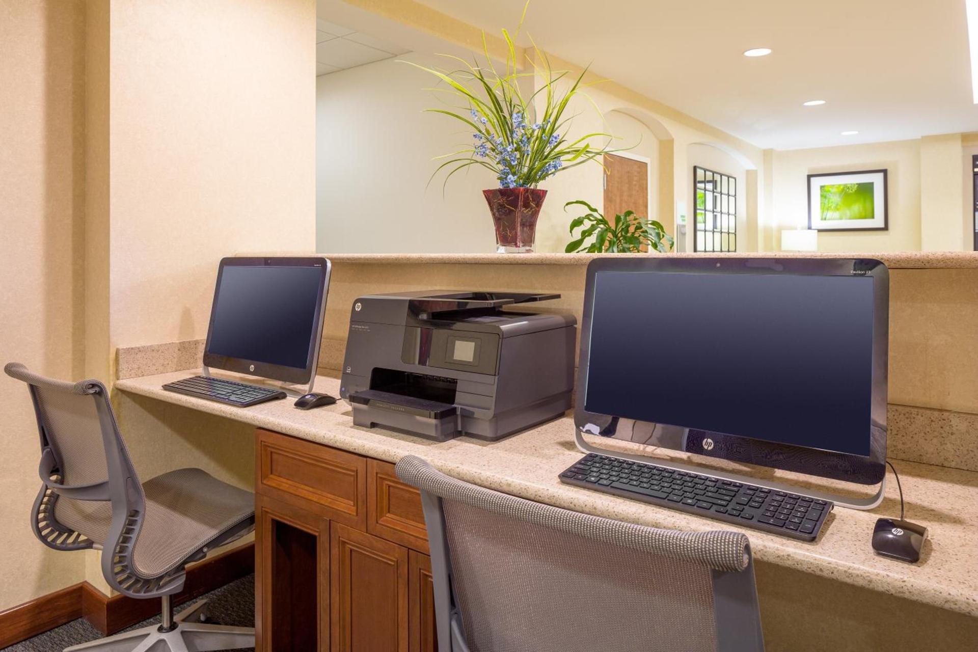 Holiday Inn Manchester Airport by IHG photo 14