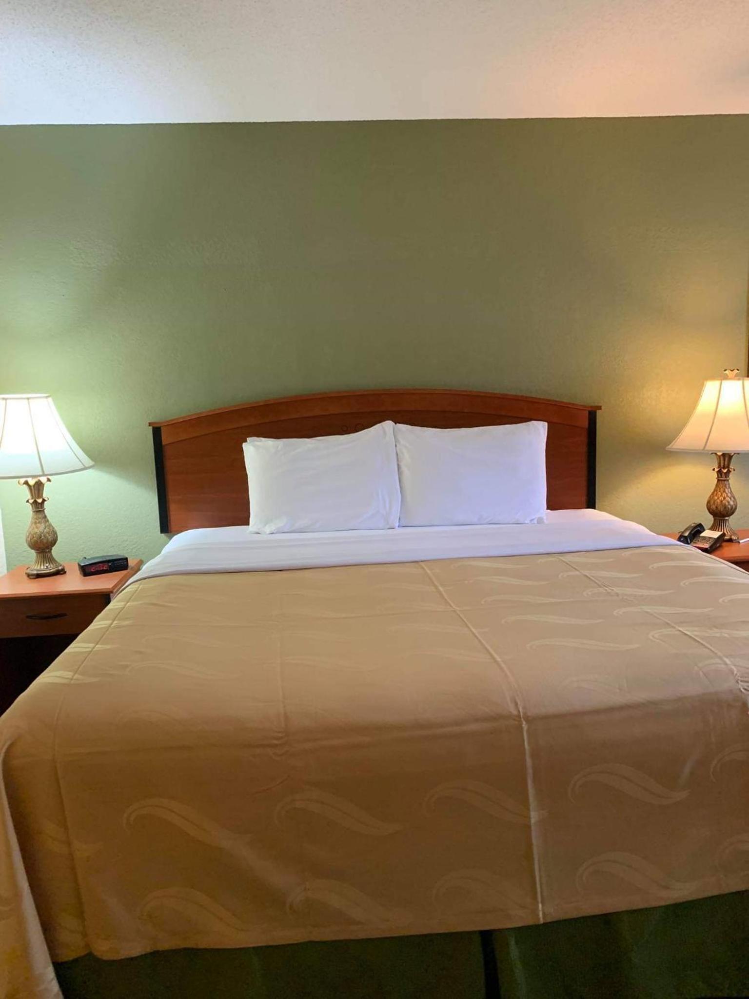 Quality Inn & Suites Prestonsburg next to Mountain Arts Center photo 22