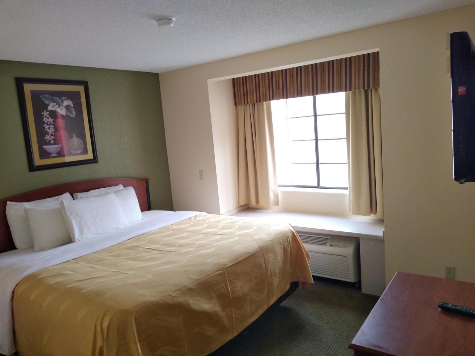 Quality Inn & Suites Prestonsburg next to Mountain Arts Center photo 20