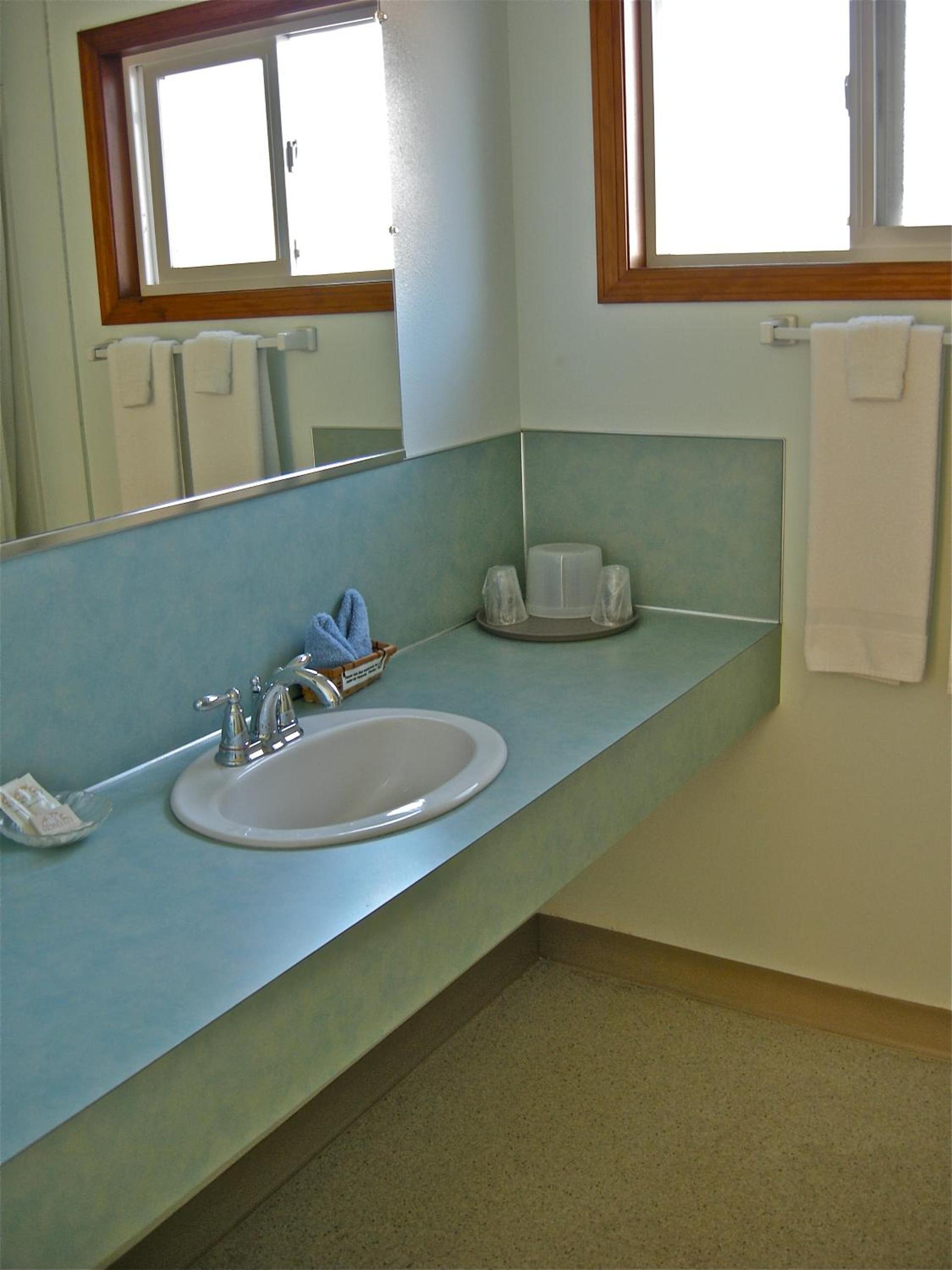 Azalea Lodge photo 11
