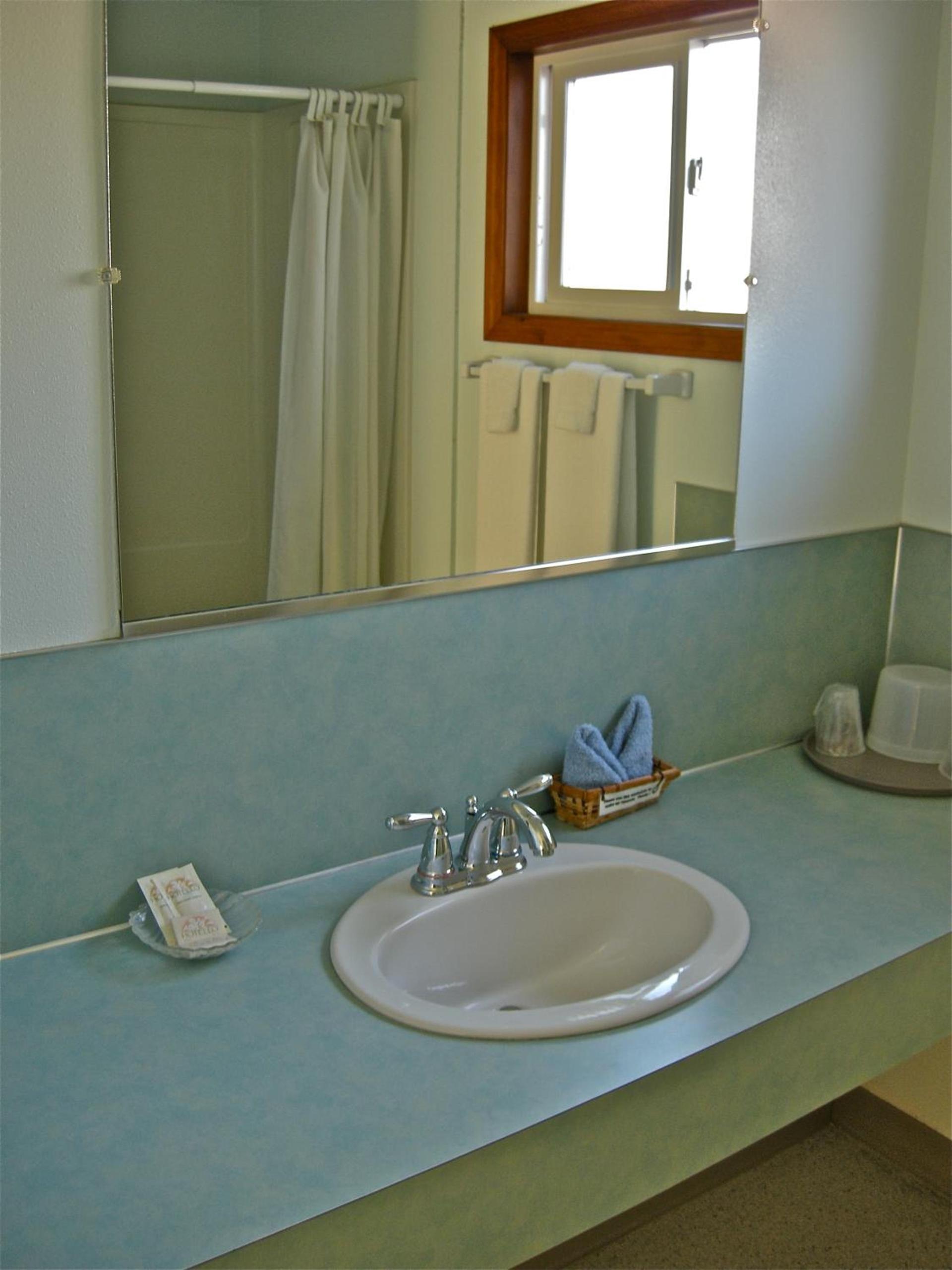 Azalea Lodge photo 13