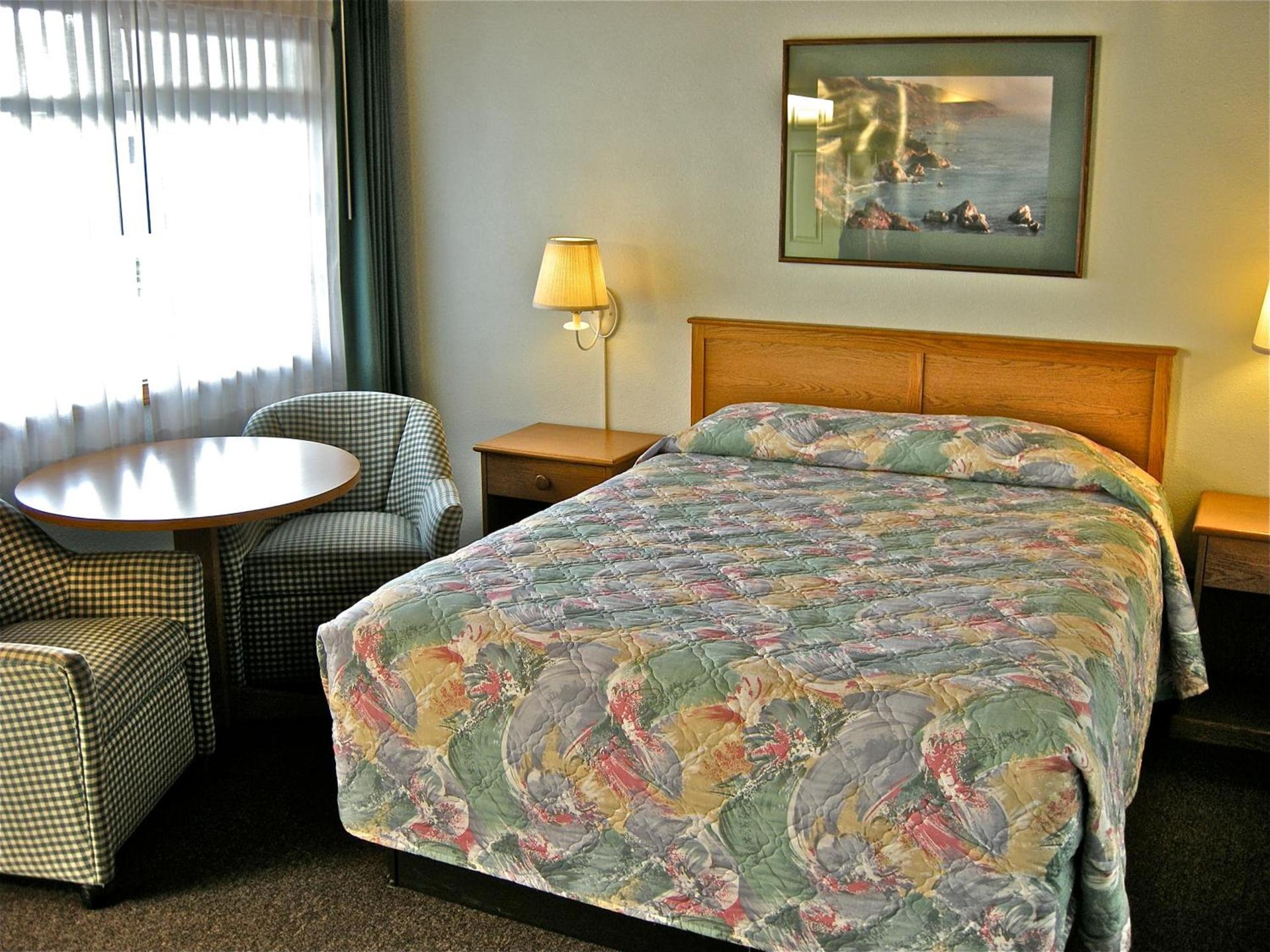 Azalea Lodge photo 27